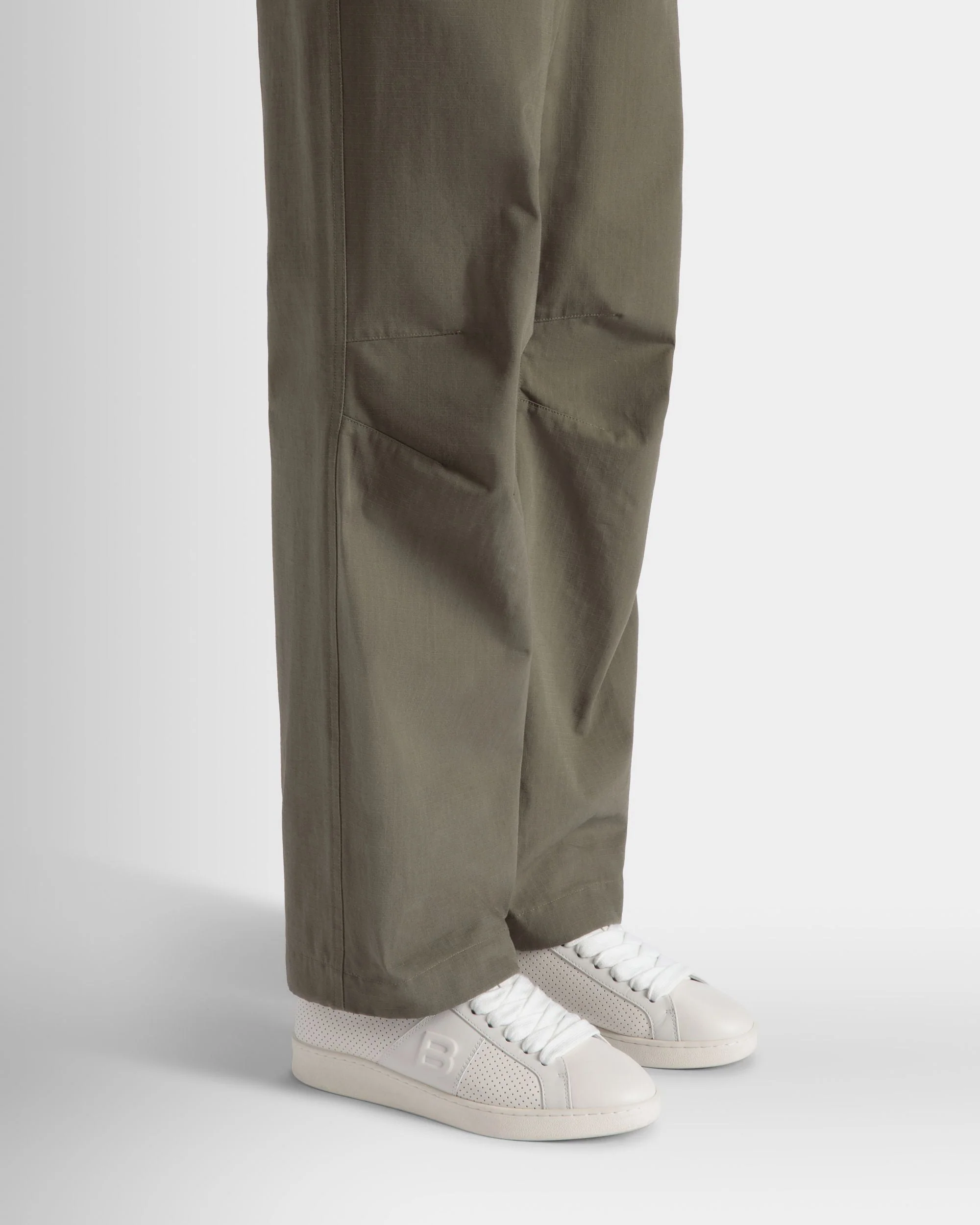 Adrien Brody Travel Collection Sneaker In White Leather - Image 2