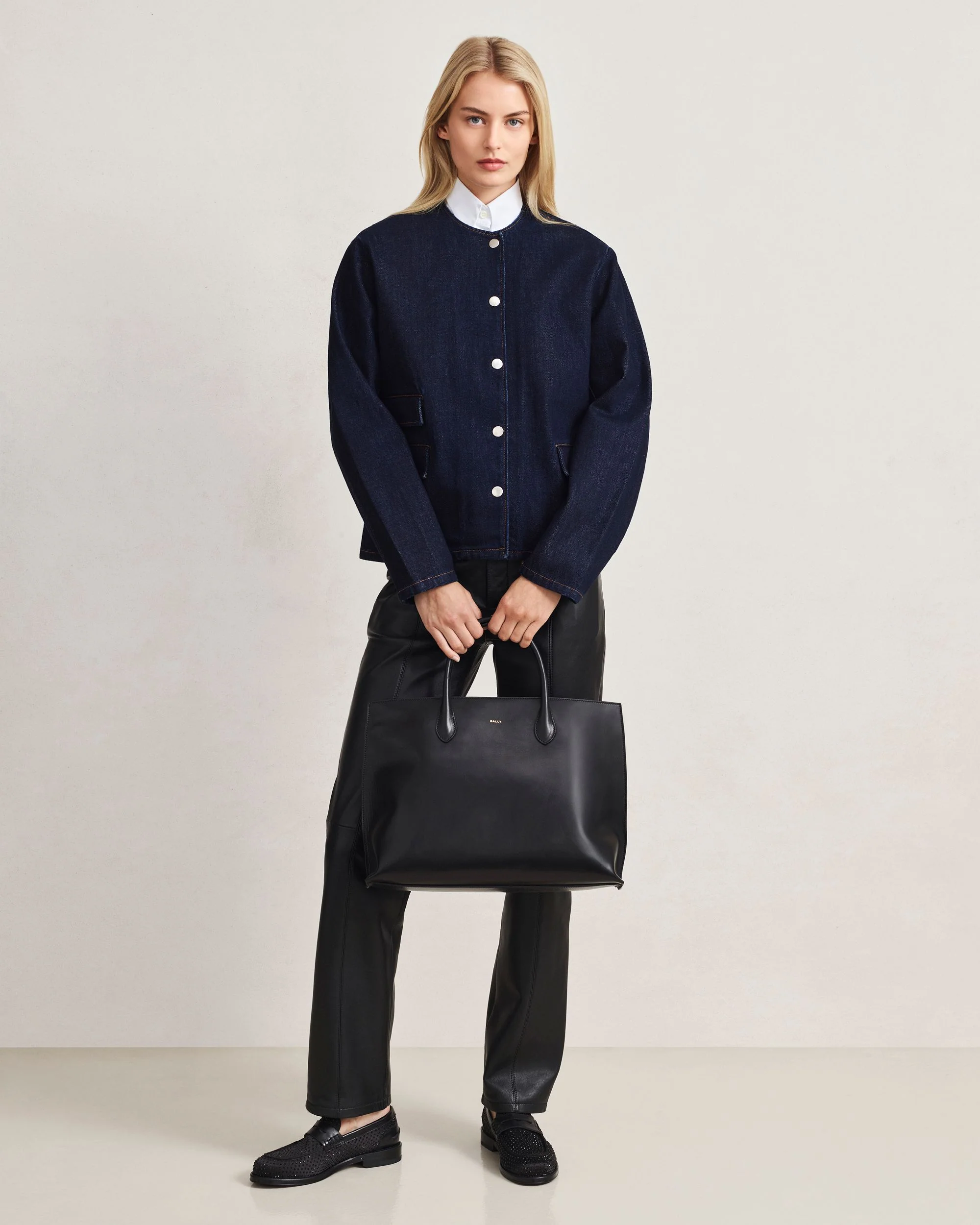 Althea Tote Bag in Black Leather - Image 2