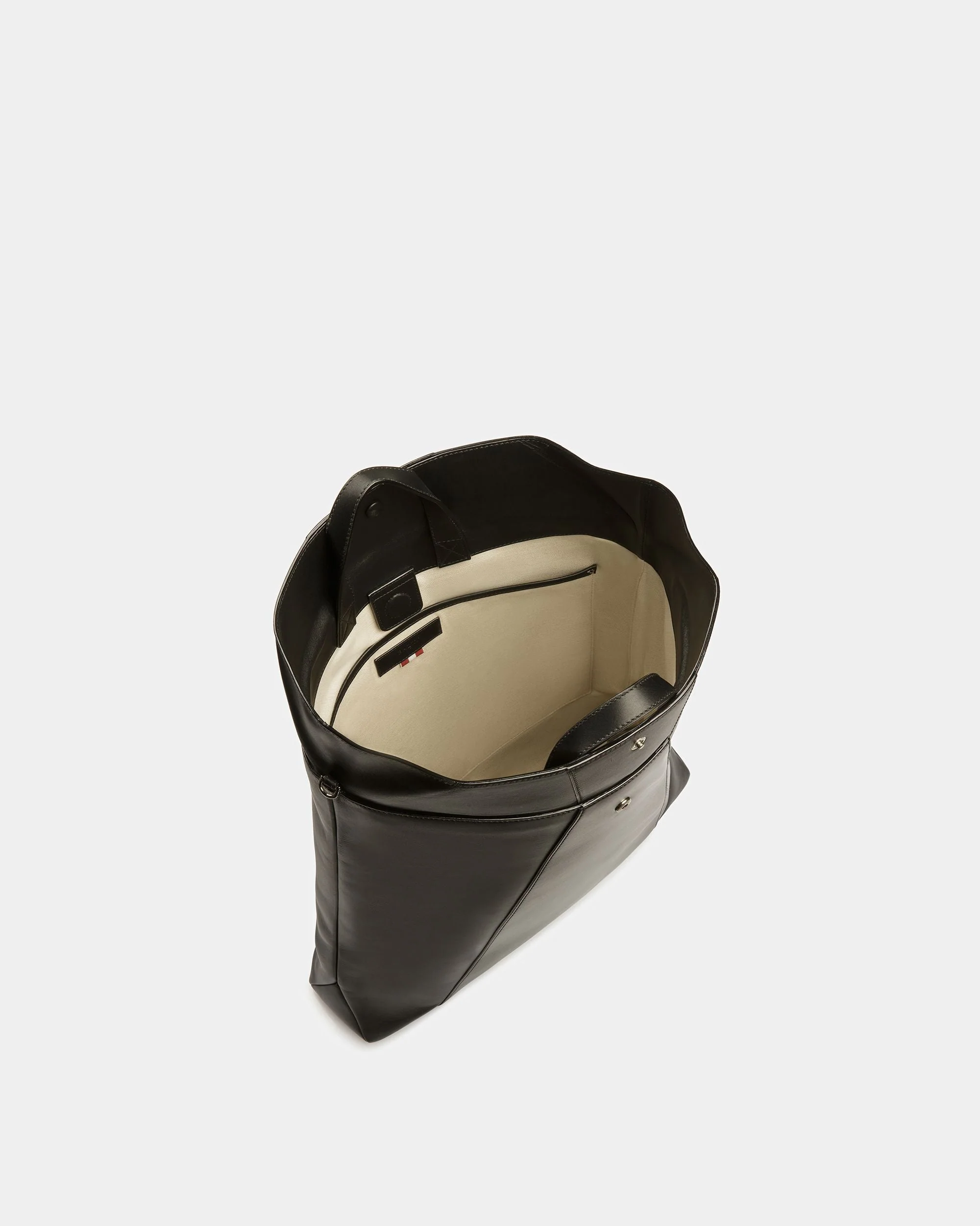Ashy Leather Tote In Black - Image 4