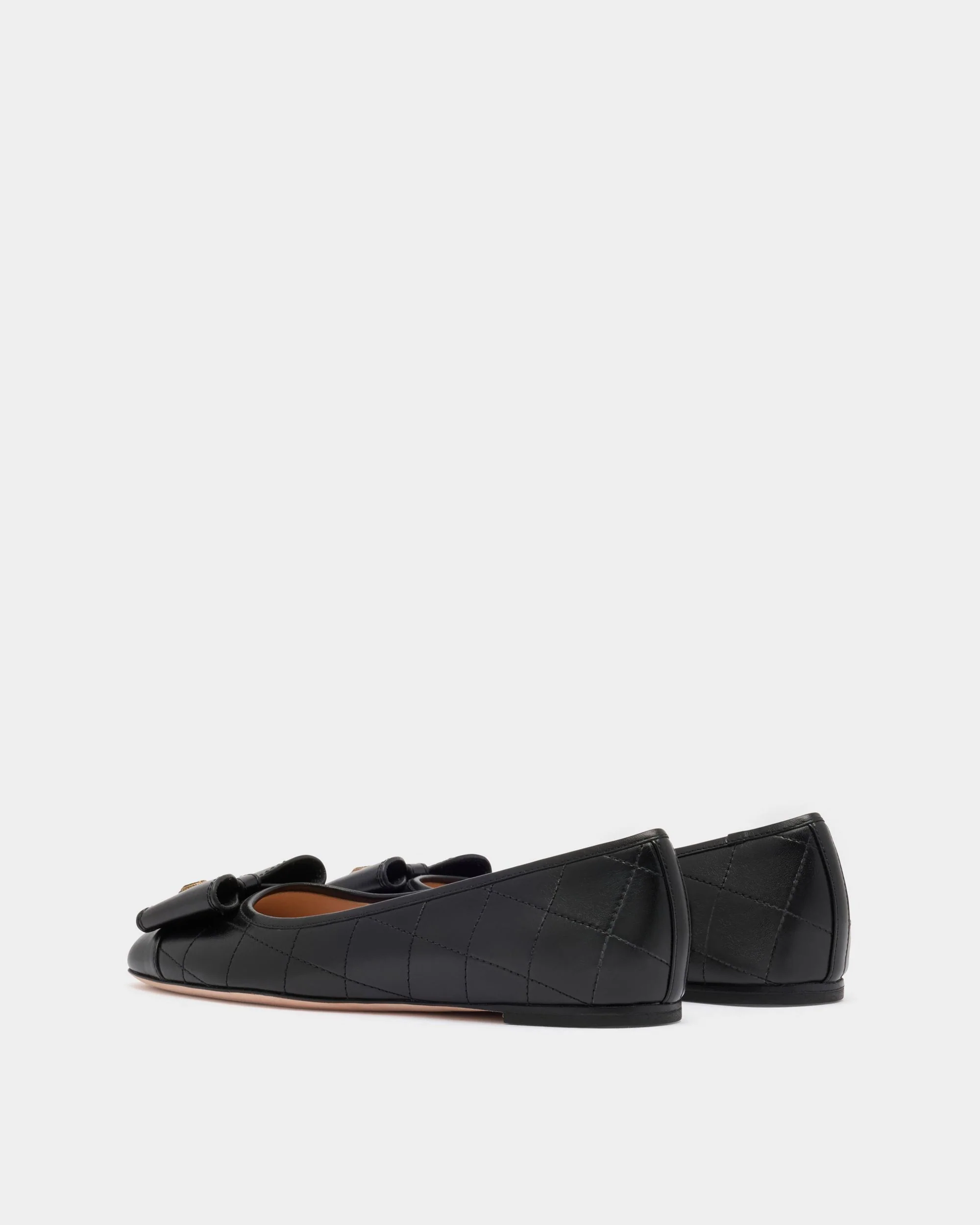 B-Bow Ballet Flat in Black Leather - Image 4