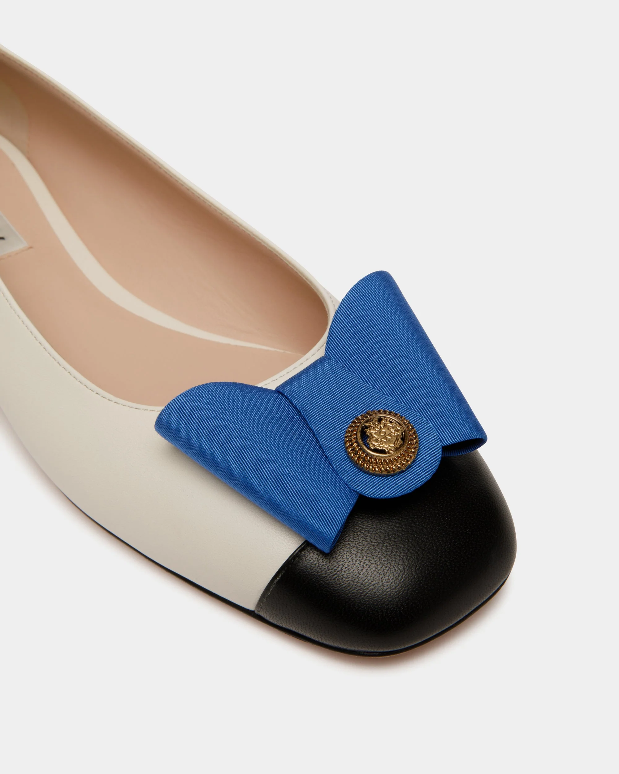 B-Bow Flat in White and Black Leather - Image 6