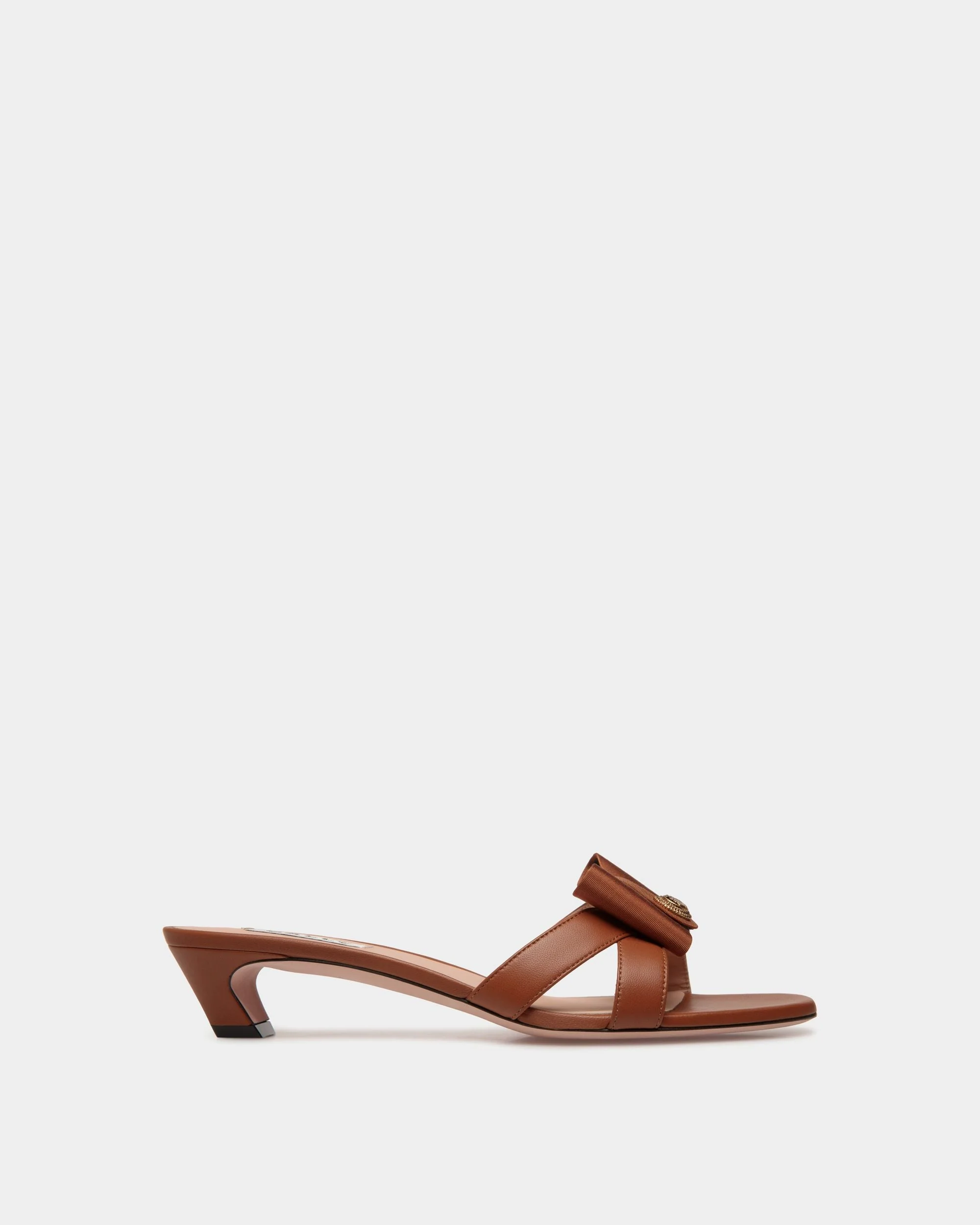 B-Bow Sandal in Brown Leather