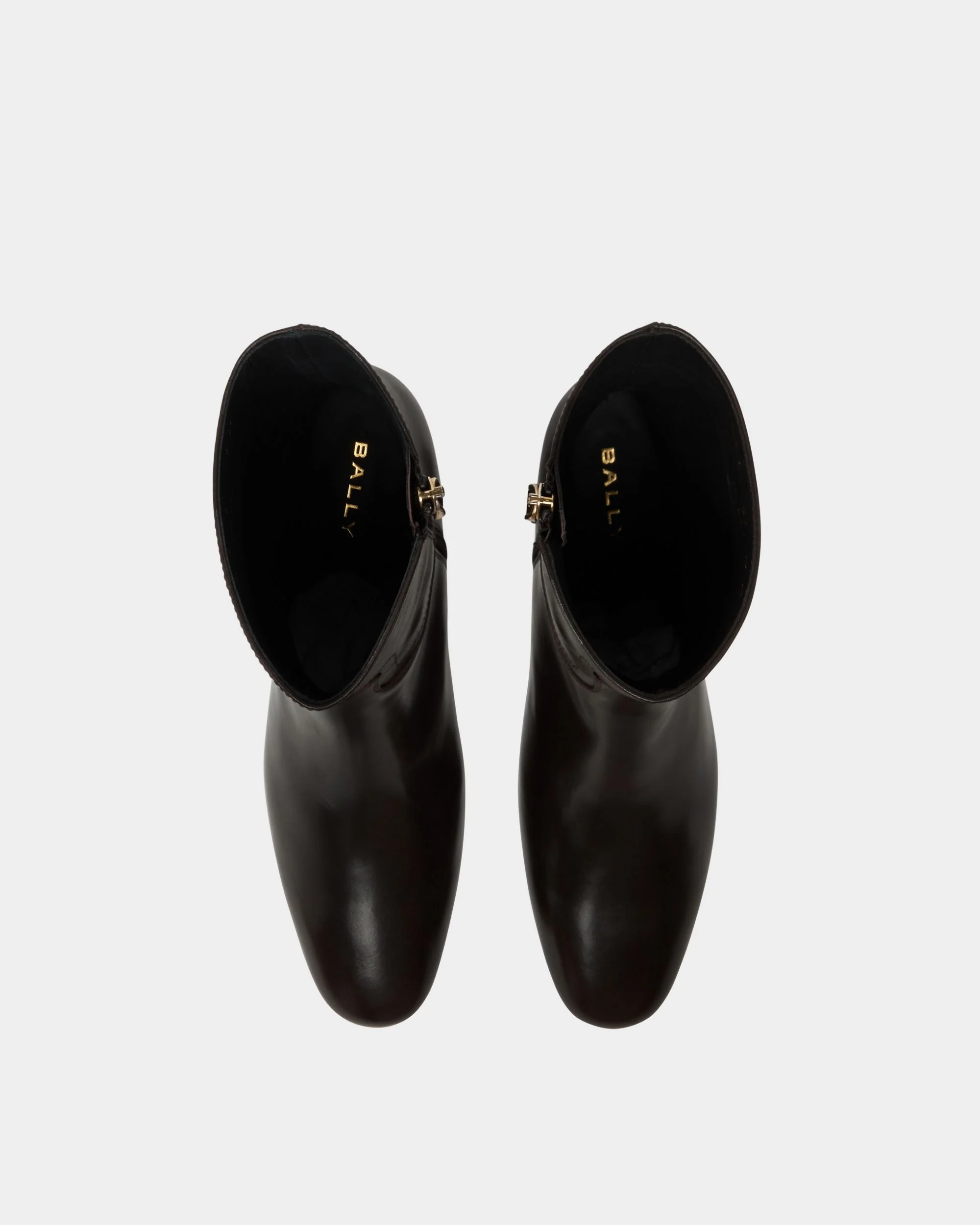 B-Chain Ankle Boot in Coffee Leather - Image 4
