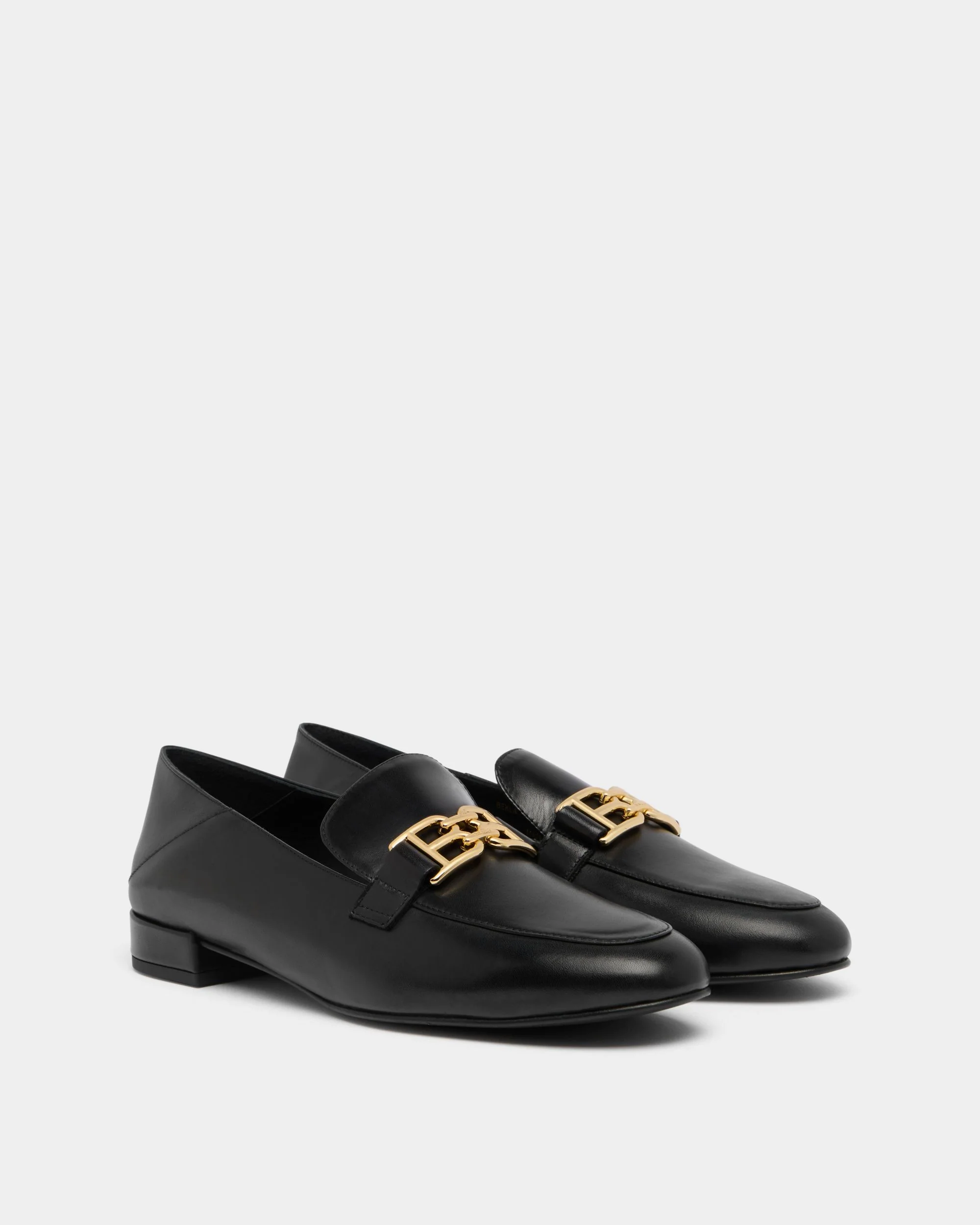 B-Chain Loafer in Black Leather - Image 3