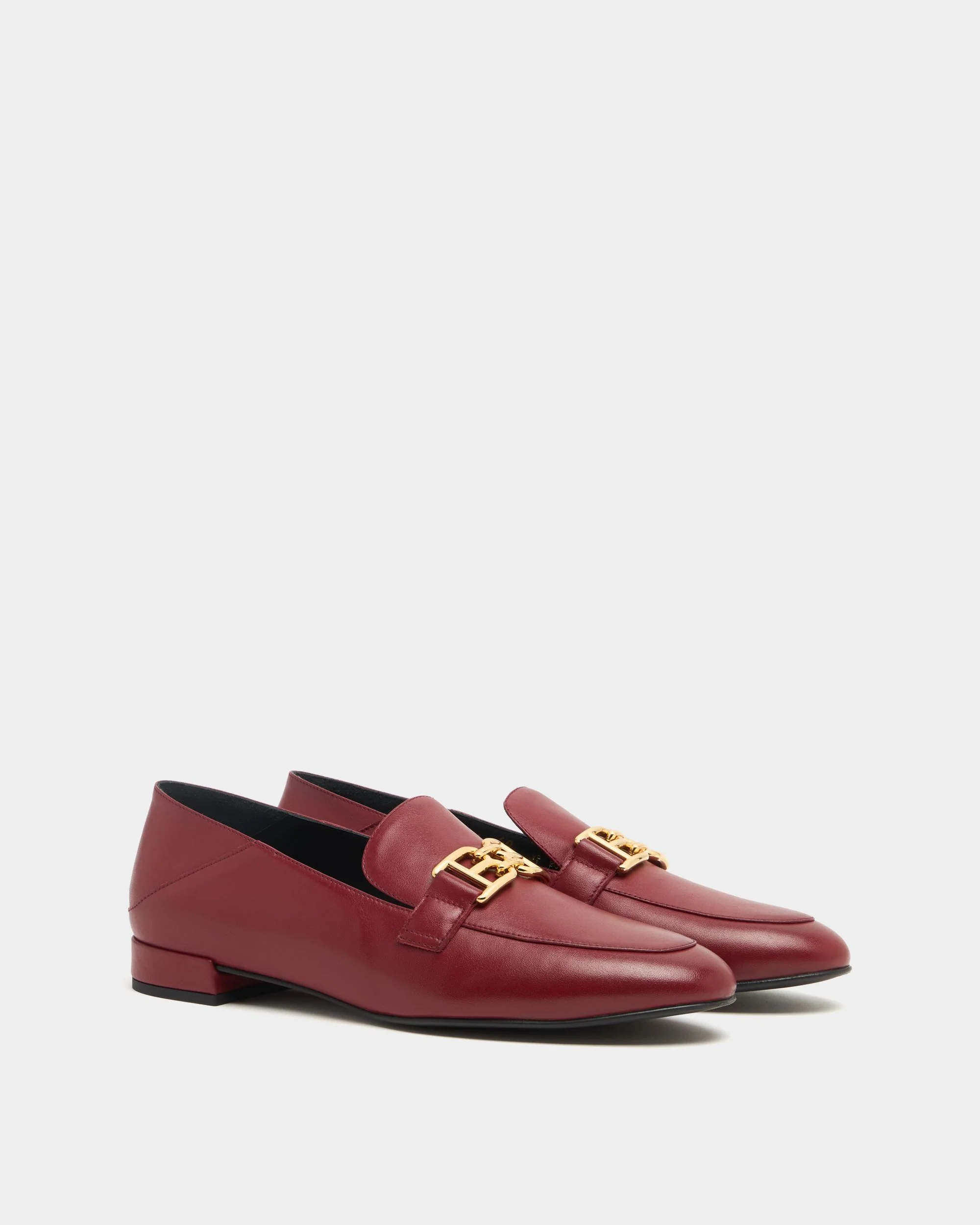 B-Chain Loafer in Burgundy Leather - Image 2