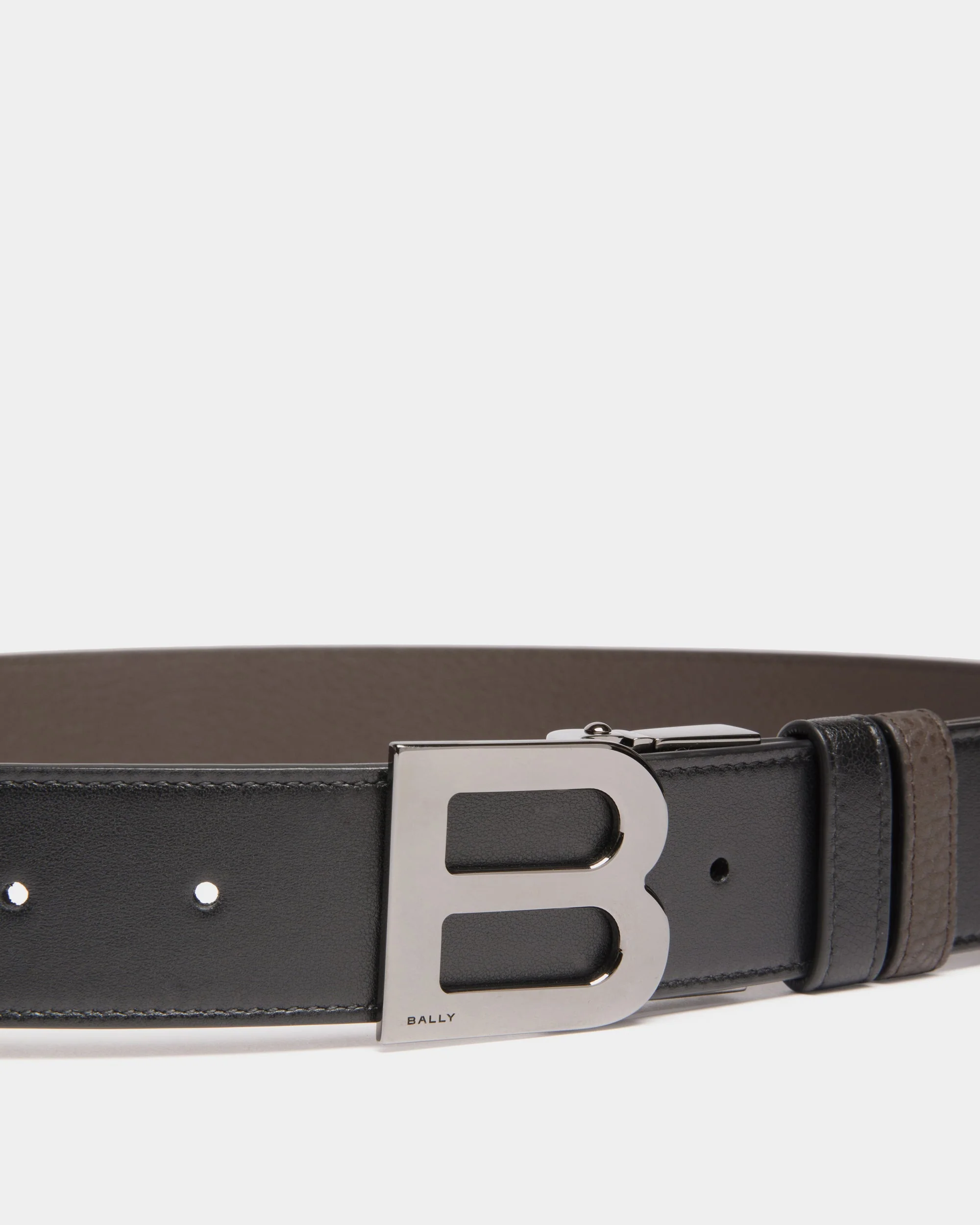 B Logo 35mm Reversible And Adjustable Belt in Black And Ebano Leather - Image 4