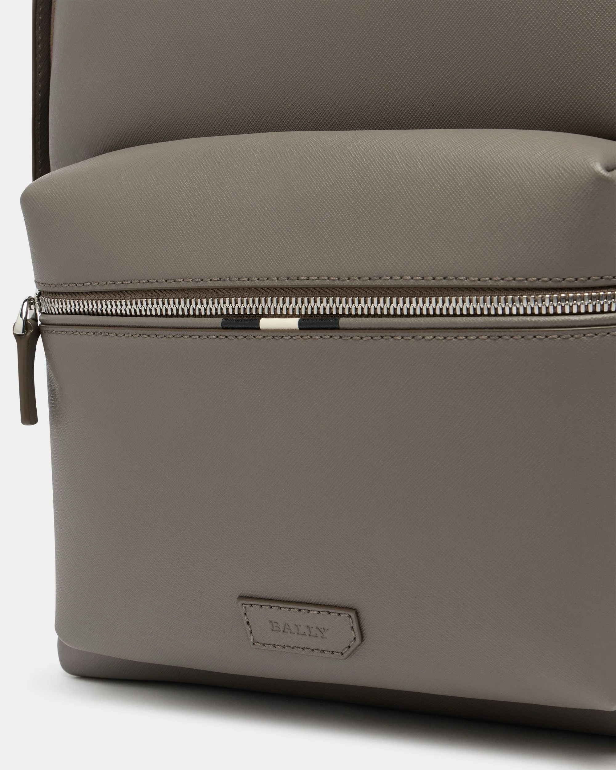 Backpack in Grey Embossed Leather - Image 6