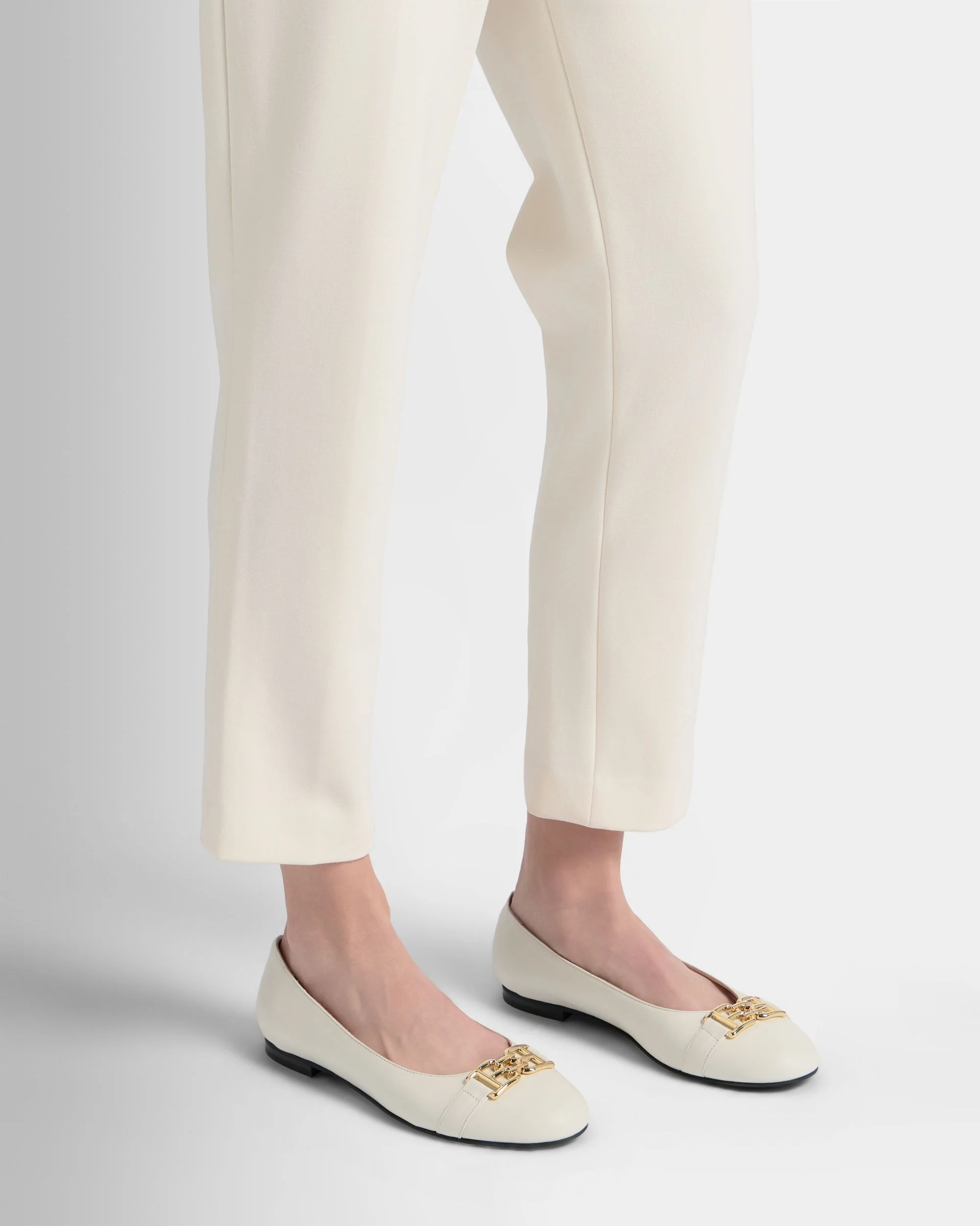 Ballerina Ballet Flat In Cream Leather - Image 2