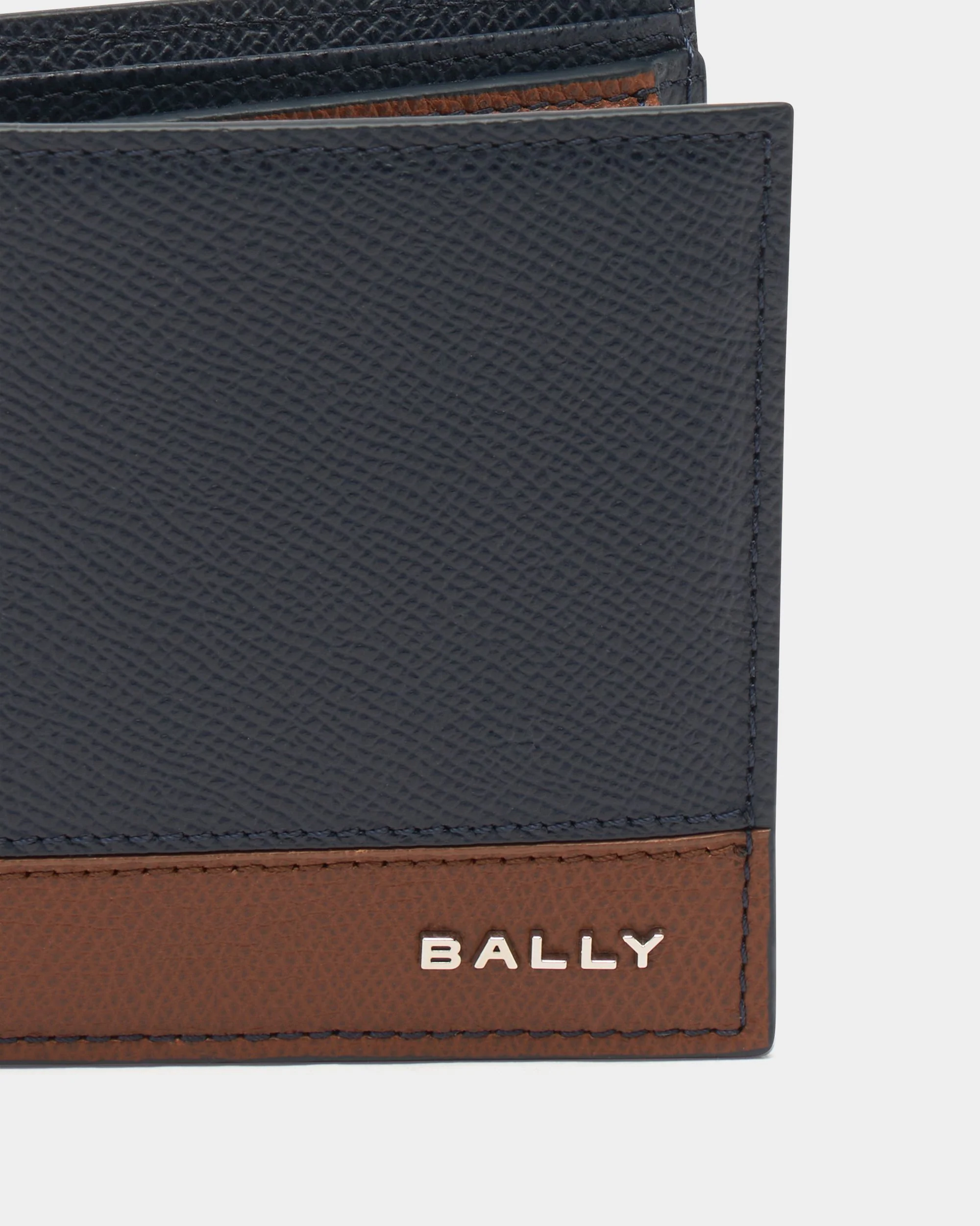 Bally Essential Wallet in Navy Blue Grained Leather - Image 4