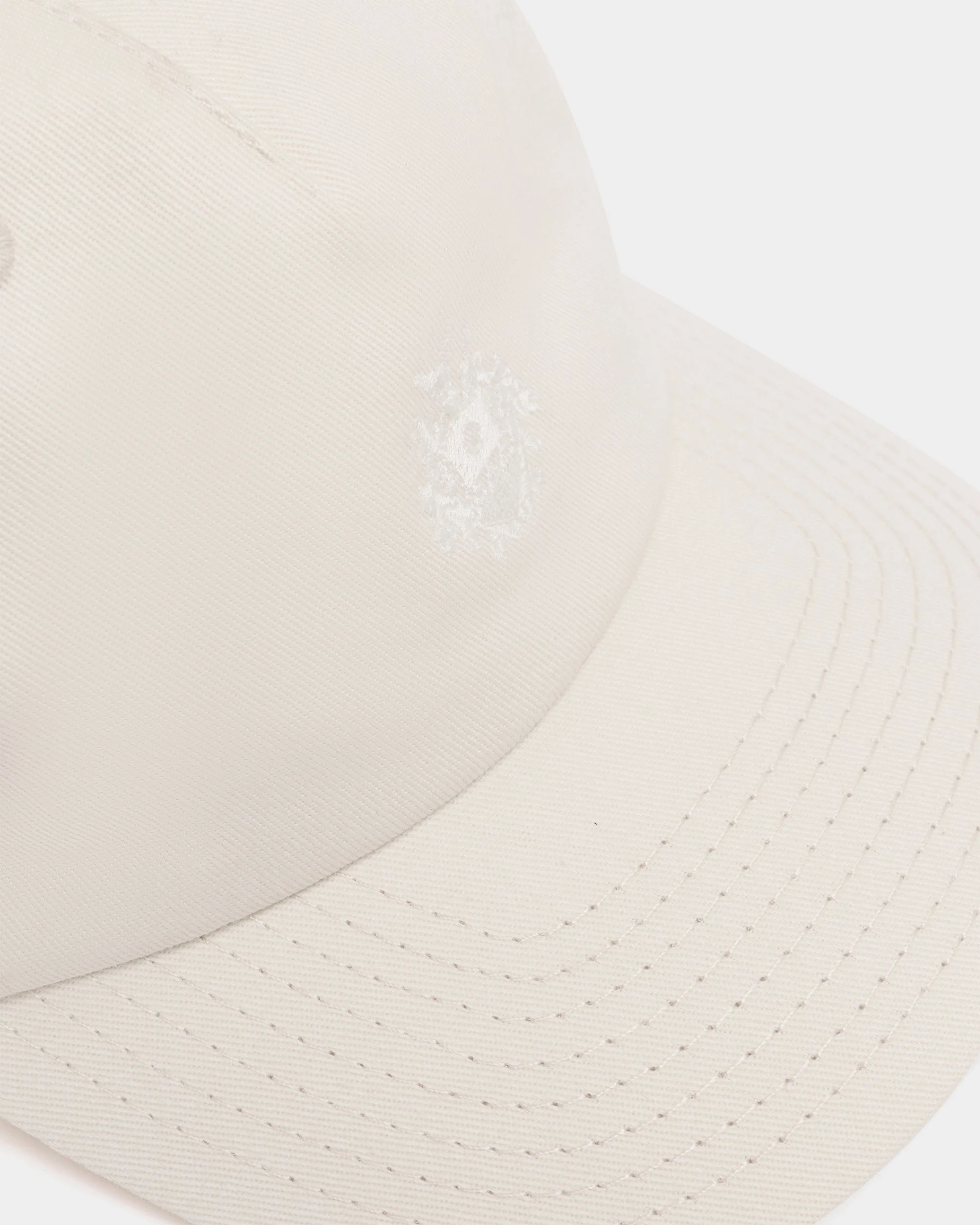 Baseball Hat in Ivory Cotton With a Bally Crest - Image 4