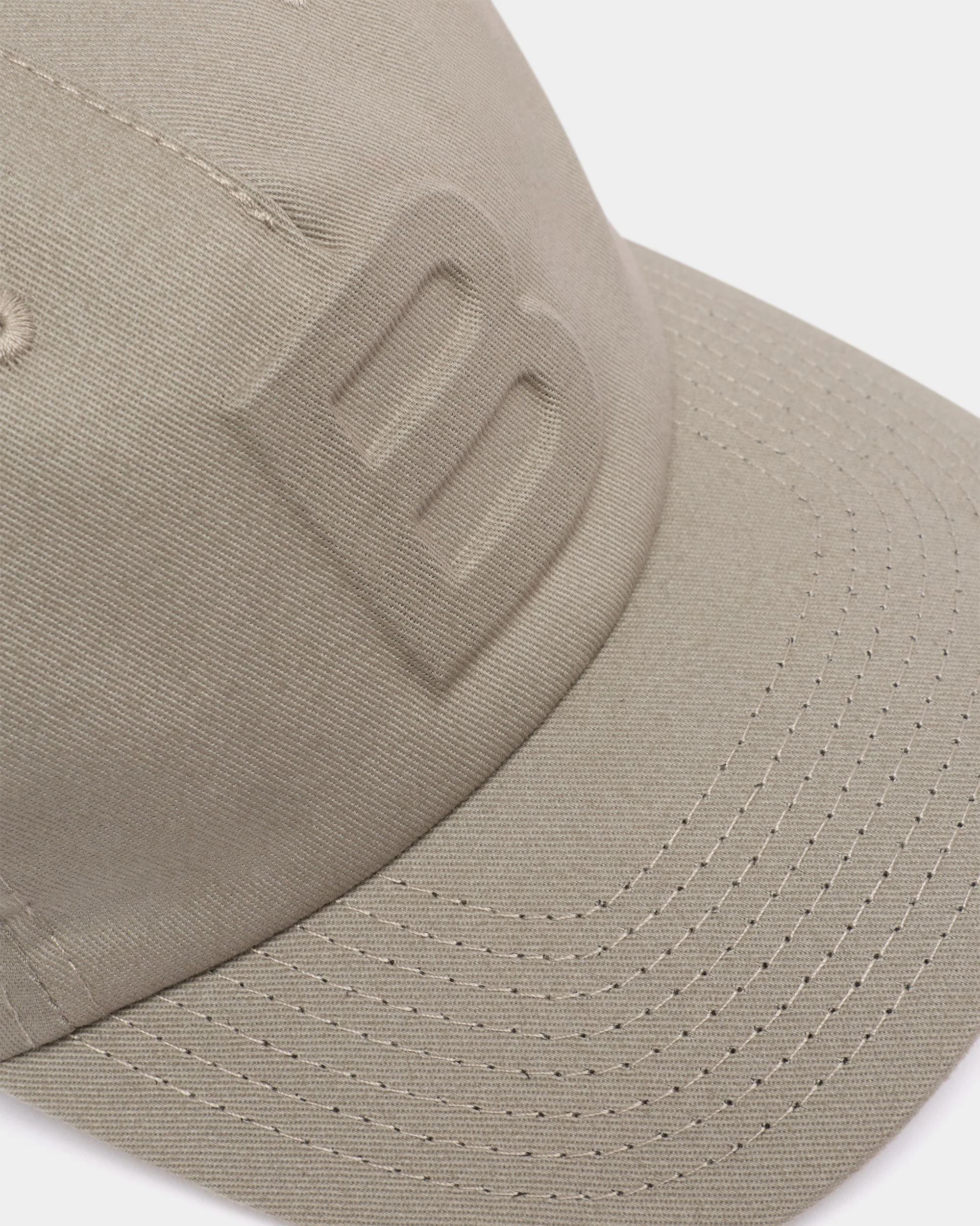 Baseball Hat in Light Grey Cotton With a Debossed Logo - Image 4