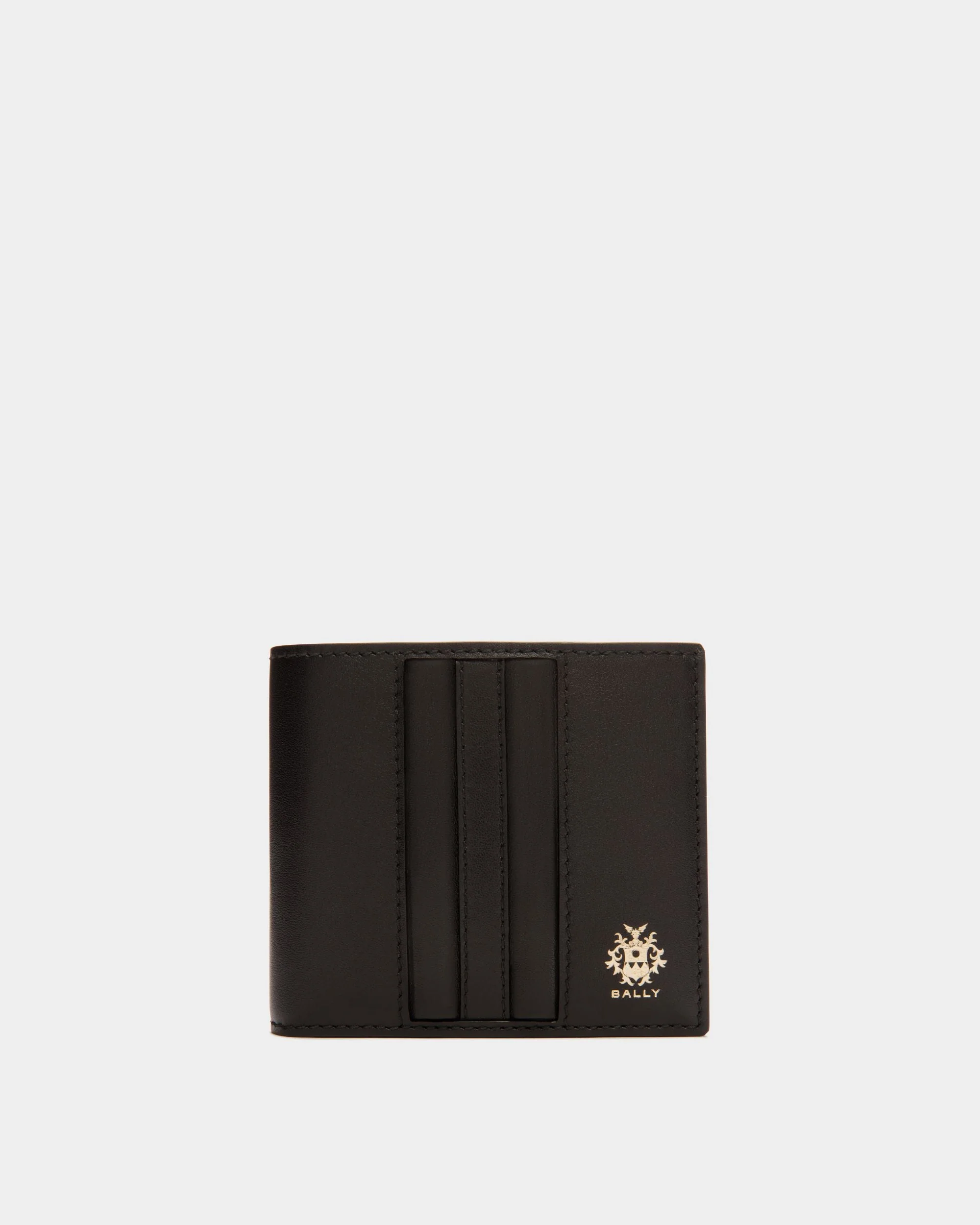 Beckett Bifold in Black Leather