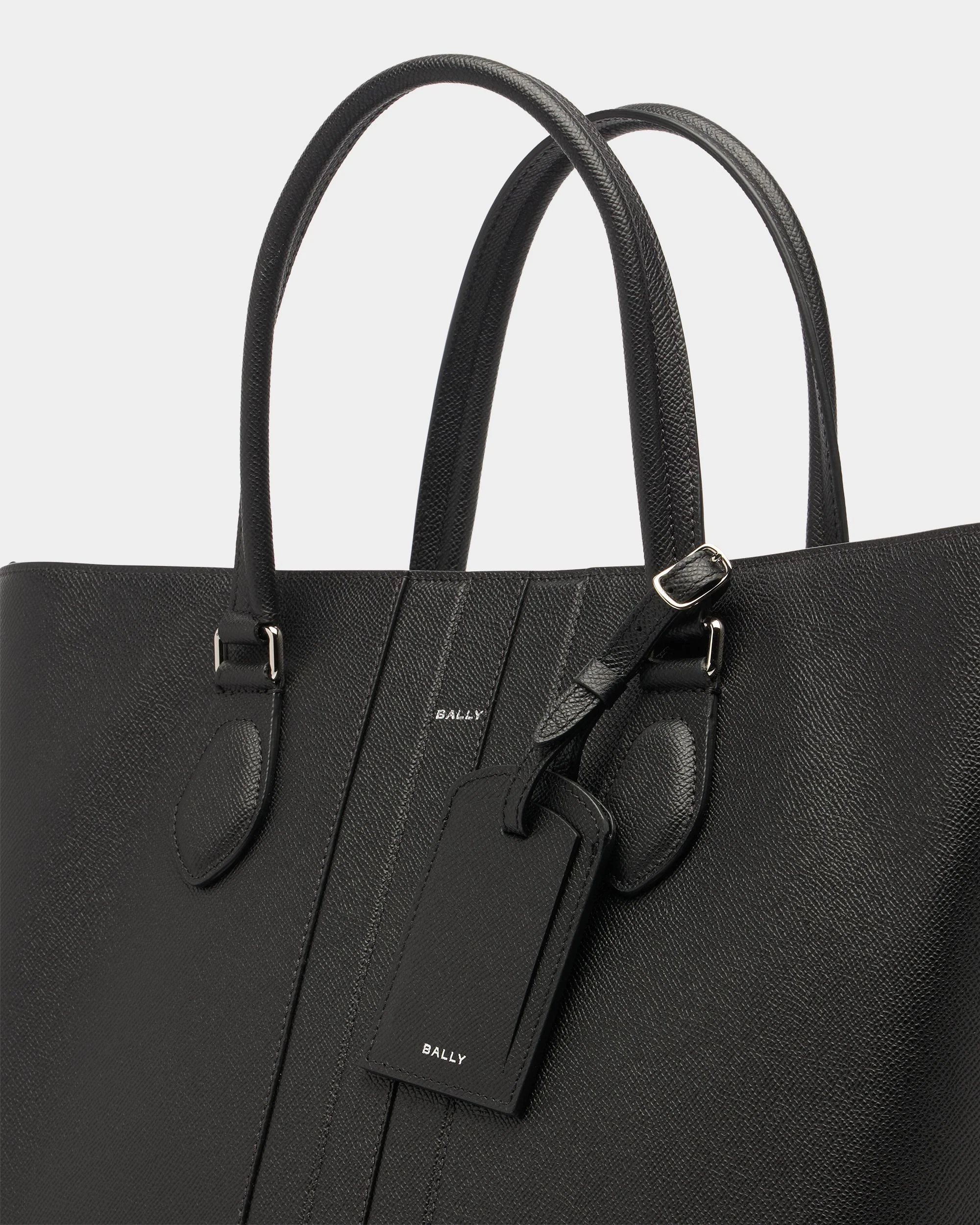 Beckett Tote Bag in Black Leather - Image 5