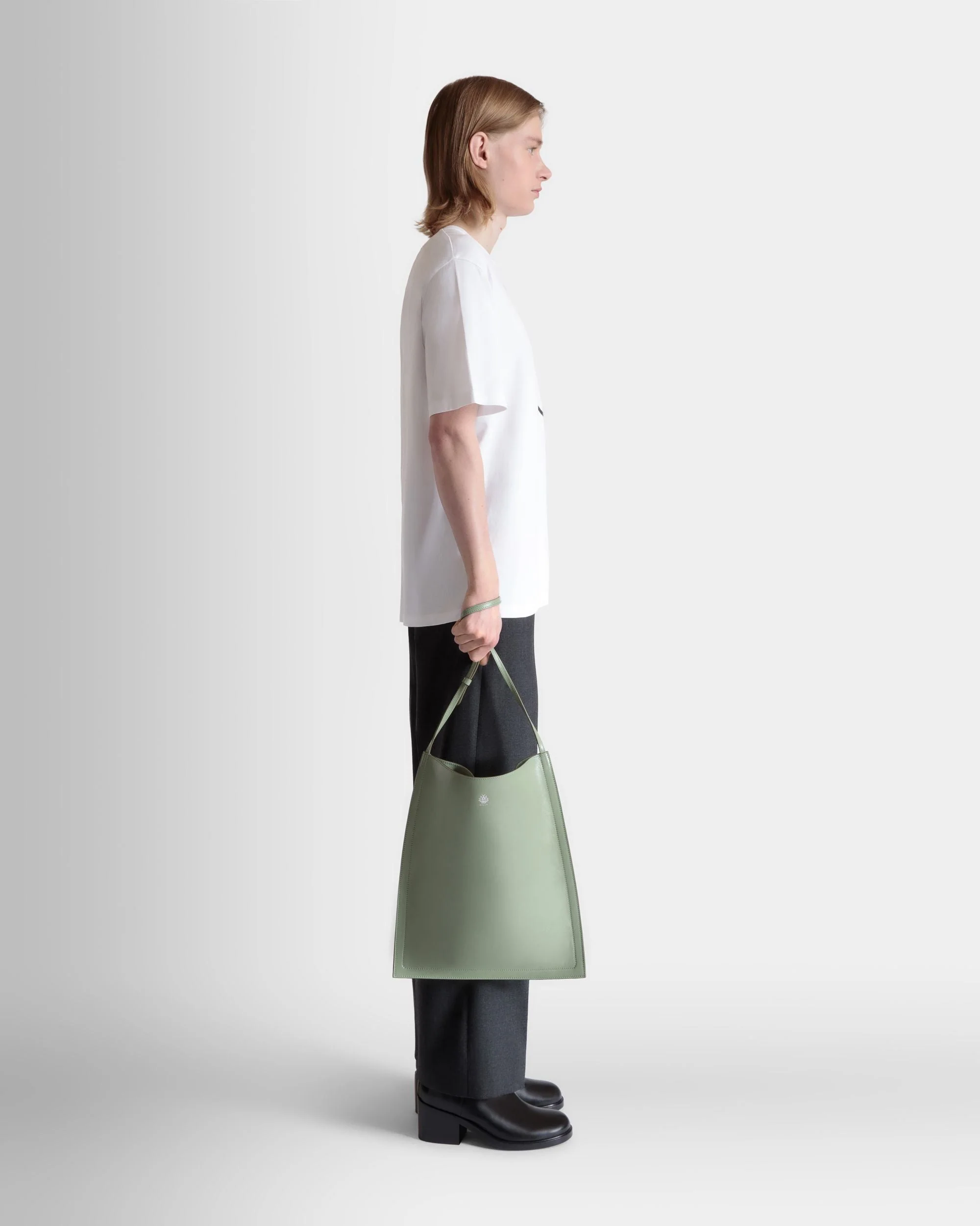 Beckett Tote in Olive Green Leather - Image 2