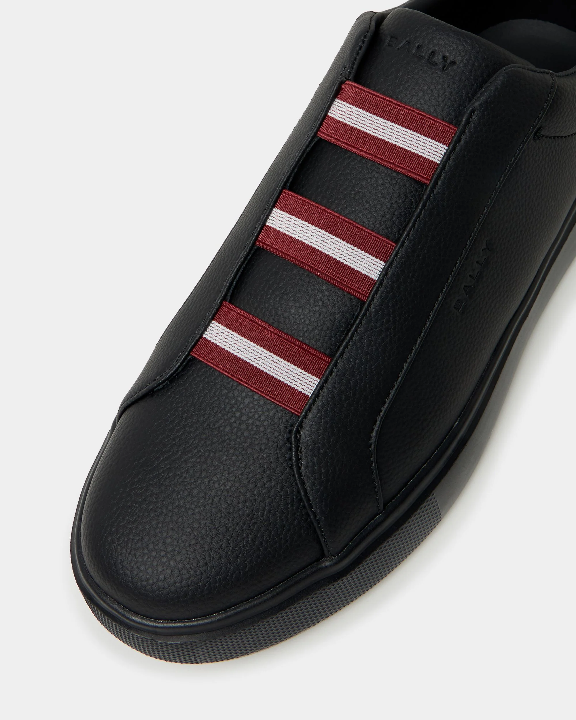 Blayze Sneaker In Black Grained Leather - Image 5