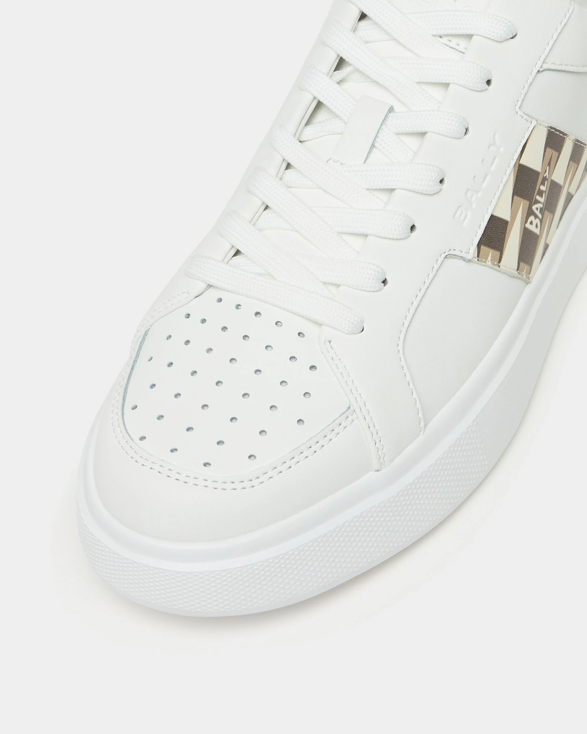 Blayze Sneaker In White Leather - Image 5