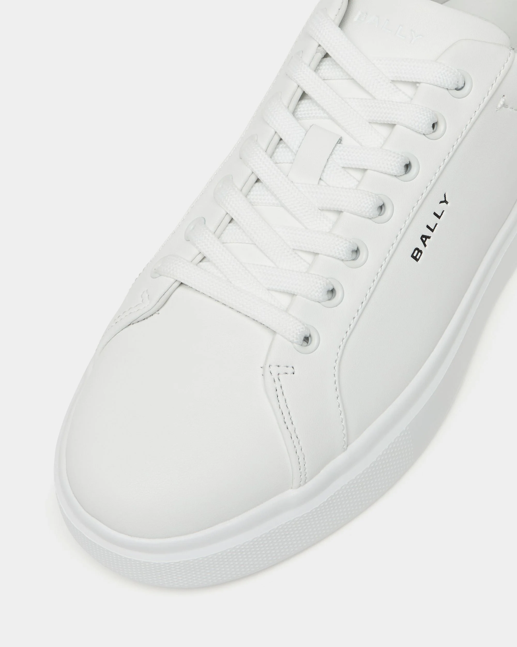 Blayze Sneaker In White Leather - Image 5