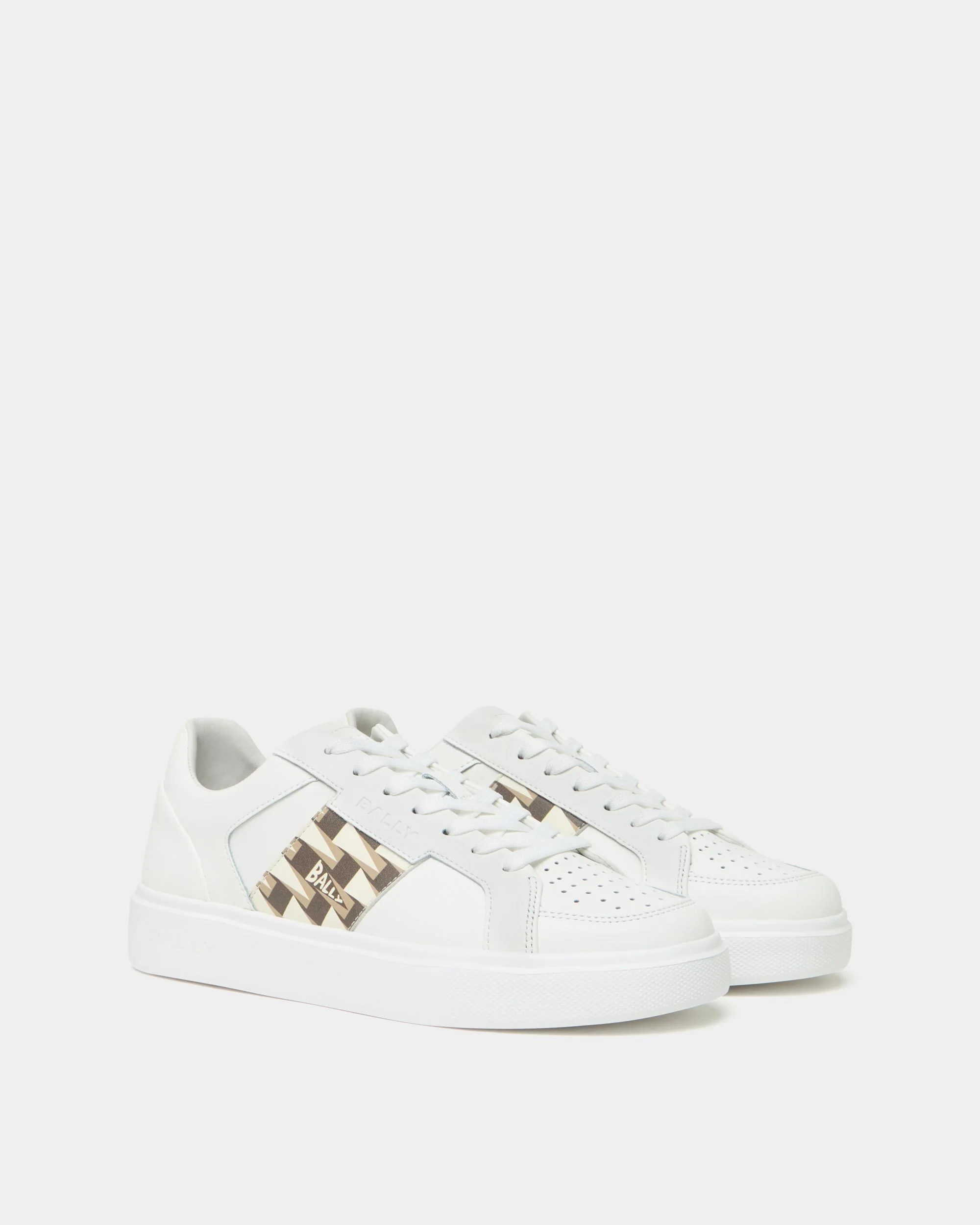 Blayze Sneaker In White Leather - Image 2