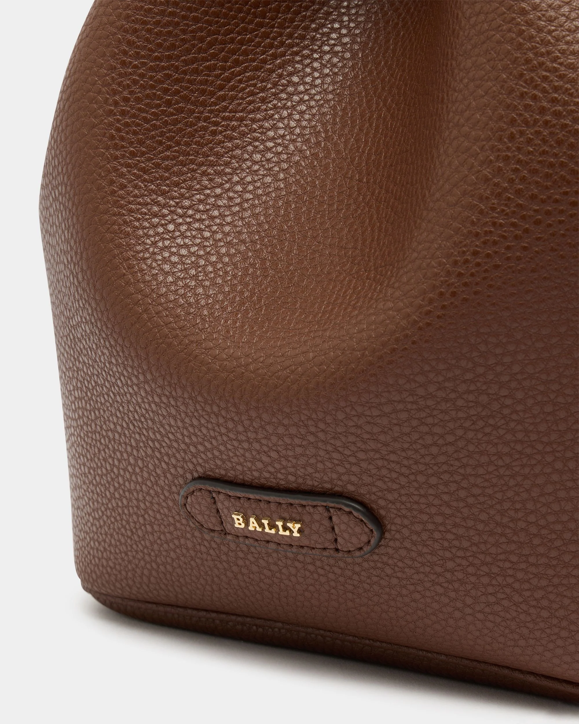 Bucket Bag in Brown Grained Leather - Image 6