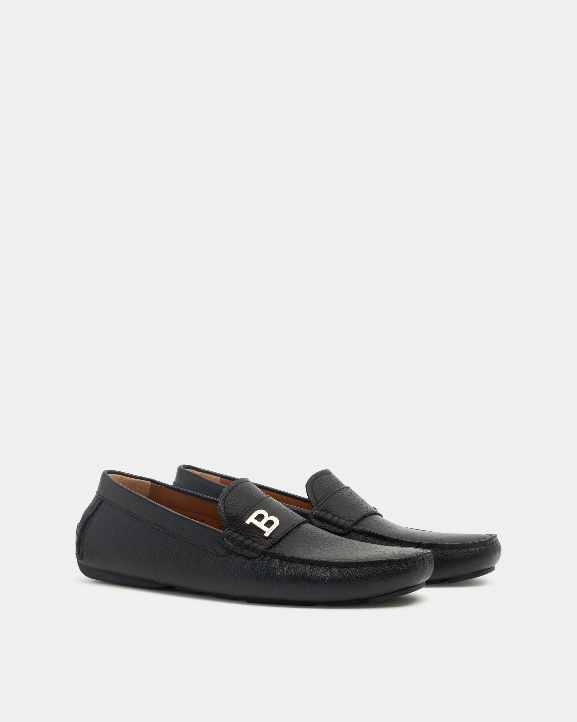 Buckle Driver in Black Grained Leather - Image 3