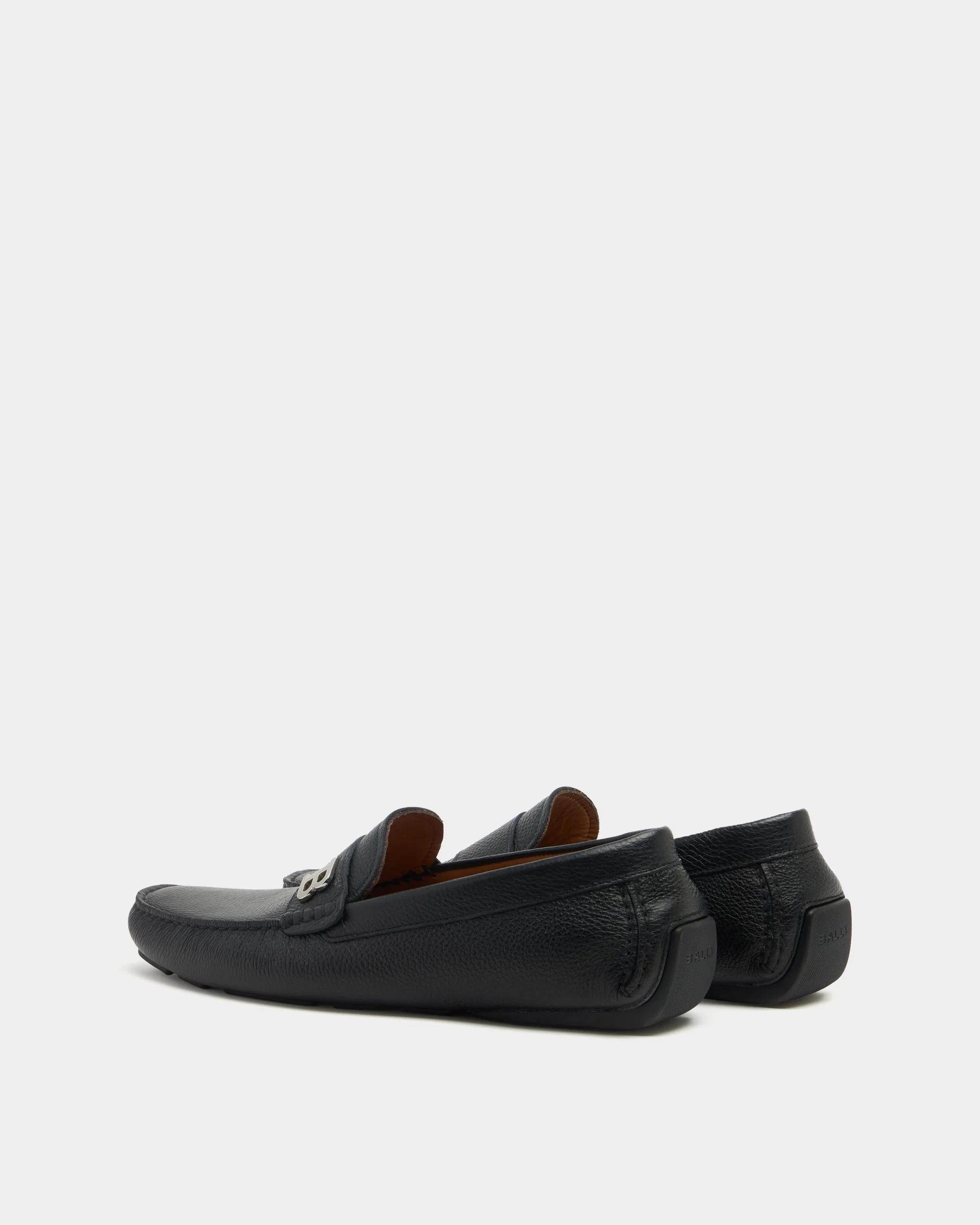 Buckle Driver in Black Grained Leather - Image 4
