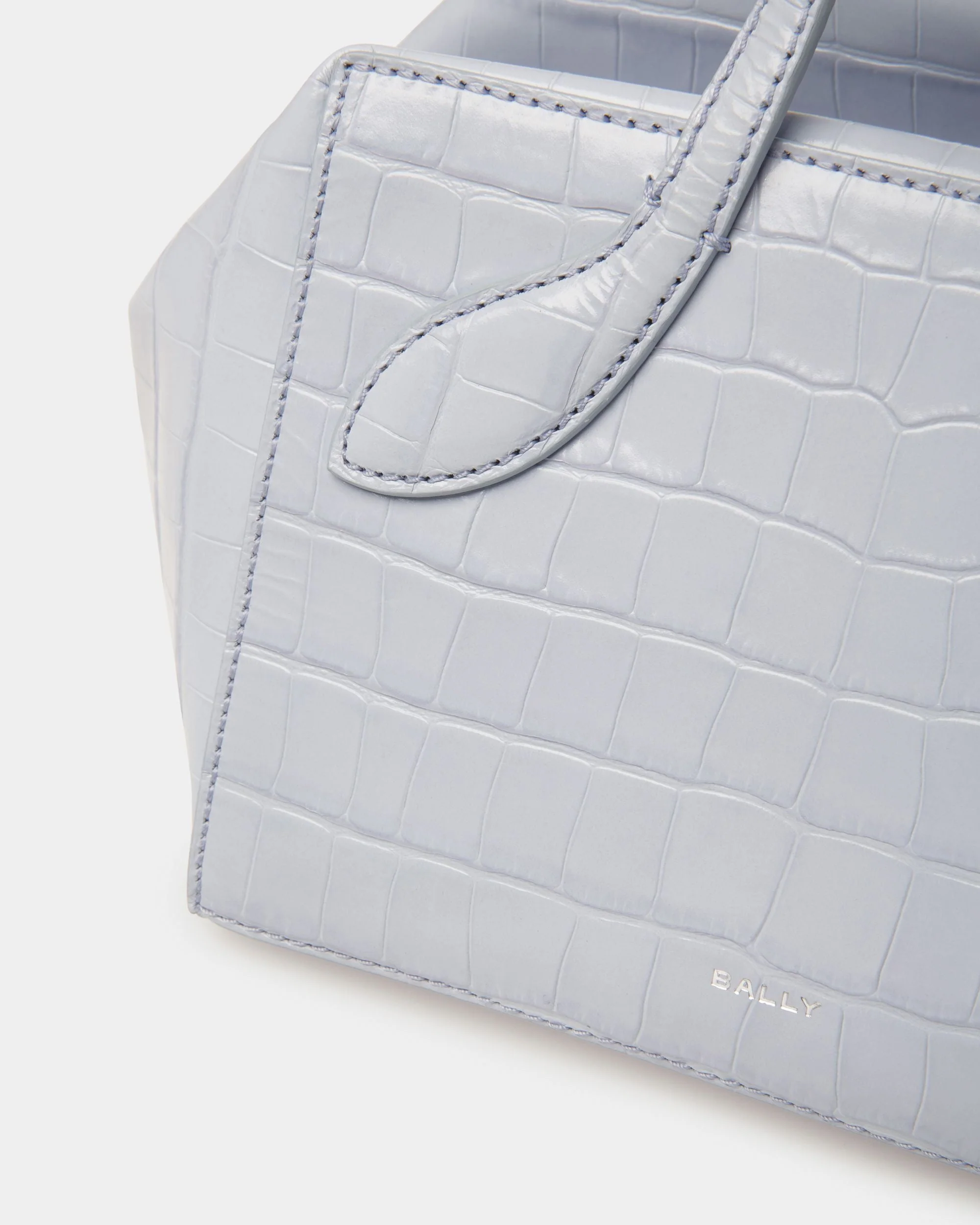 Cal Crossbody Bag In Light Poolside Leather - Image 5