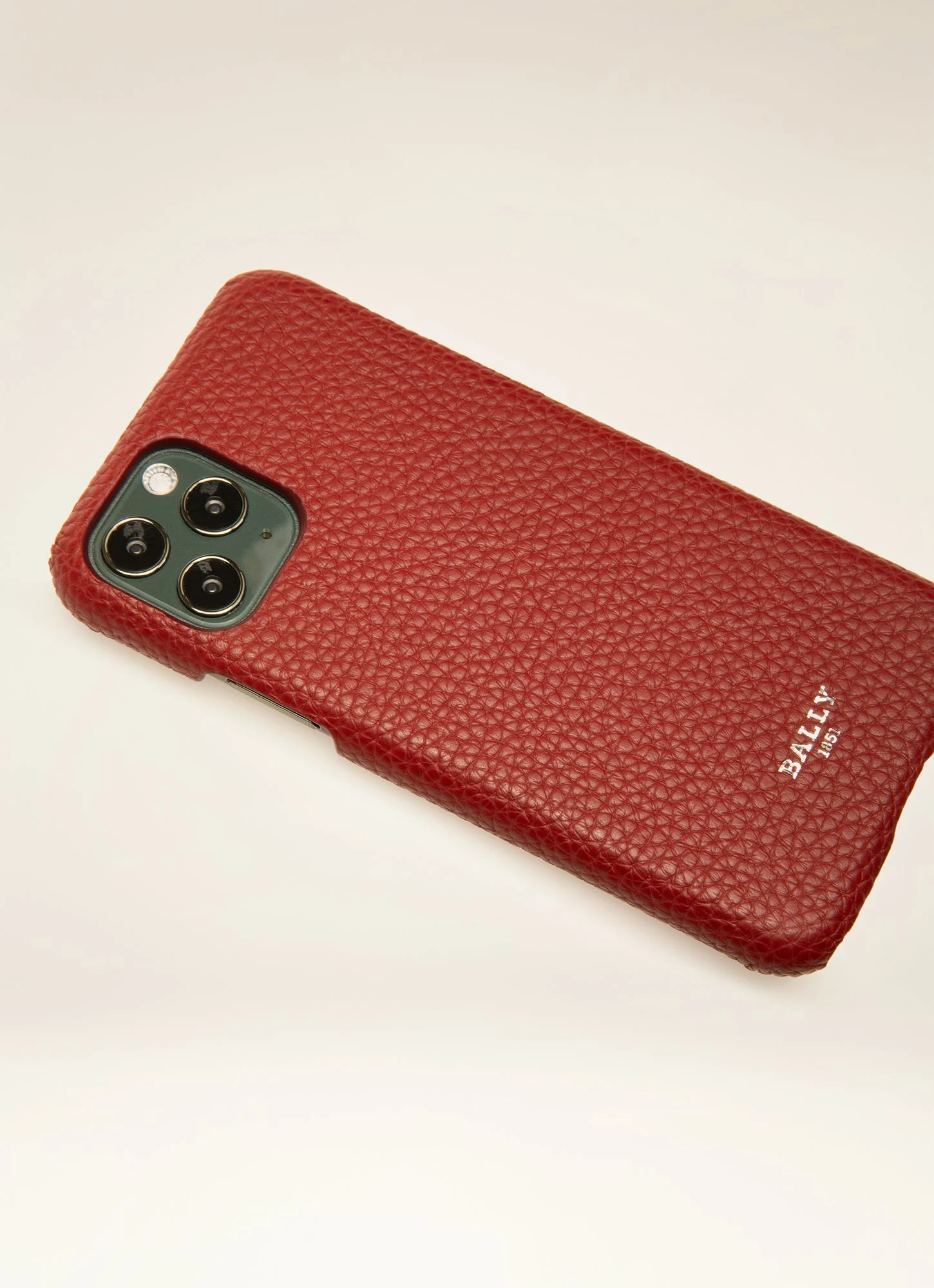 Cover Technology Cases In Red Leather - Image 2