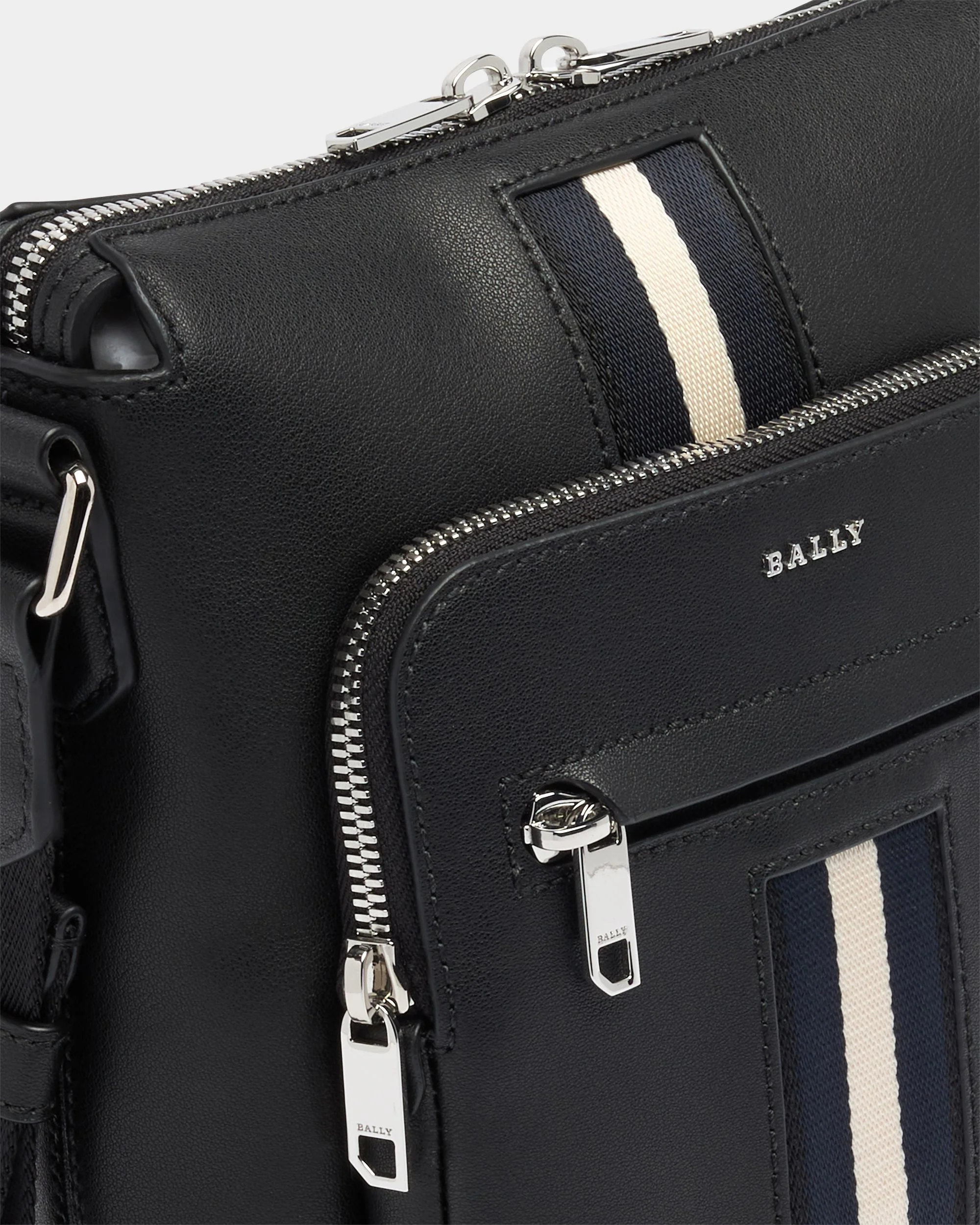 Crossbody Bag in Black Leather With a Bally Ribbon - Image 6