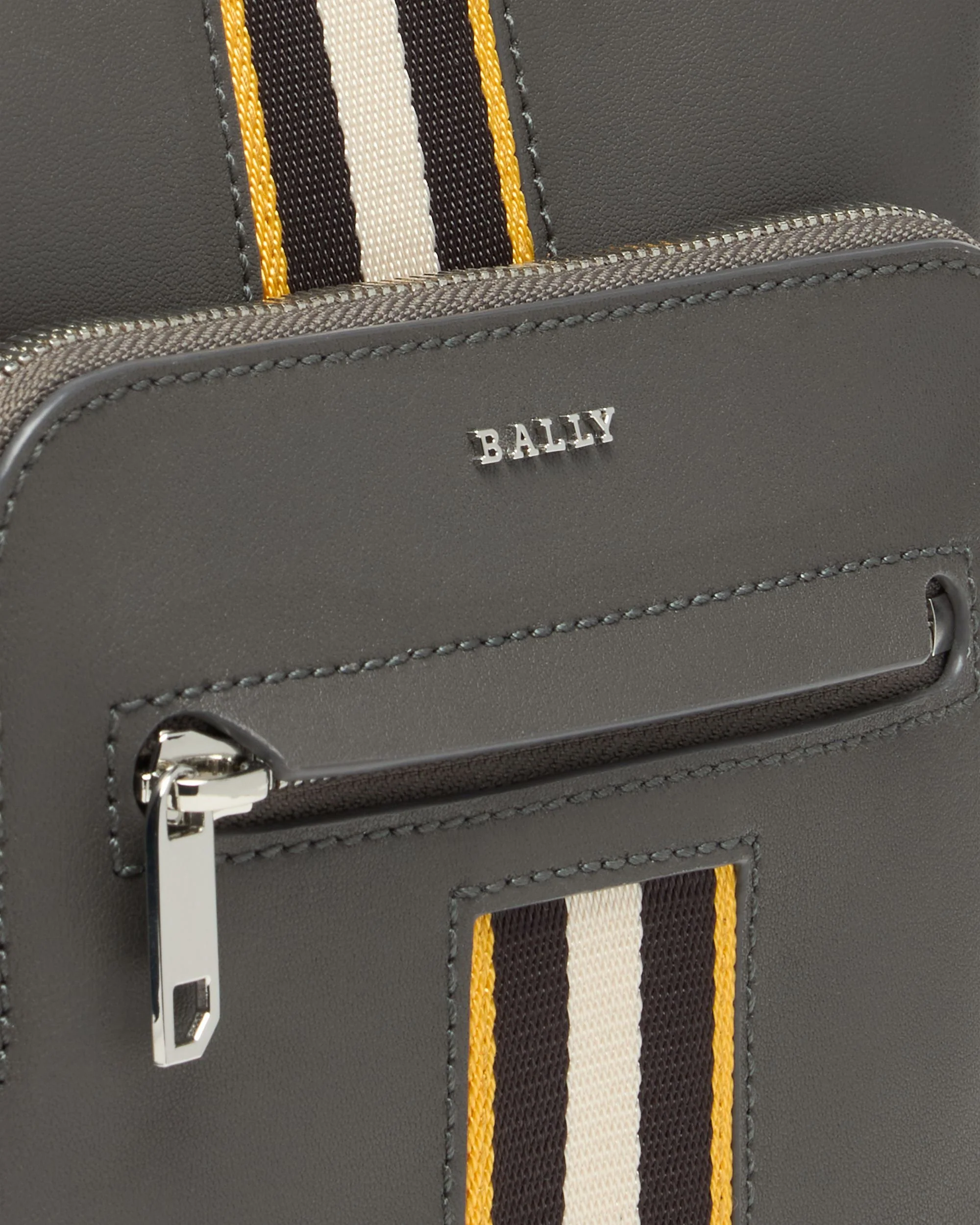 Crossbody In Grey Leather - Image 5