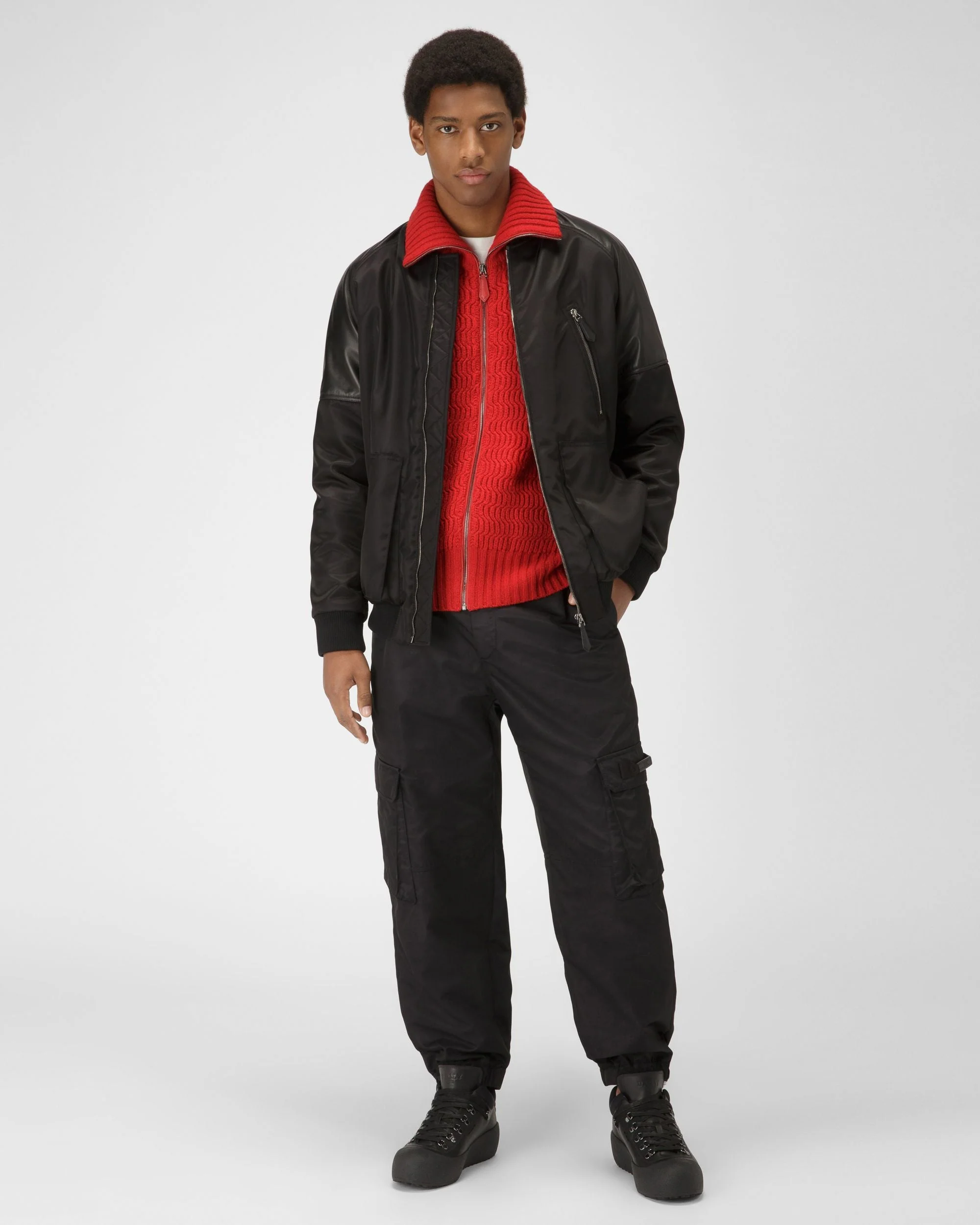 Curyal Leather Snow Boots In Black - Image 7