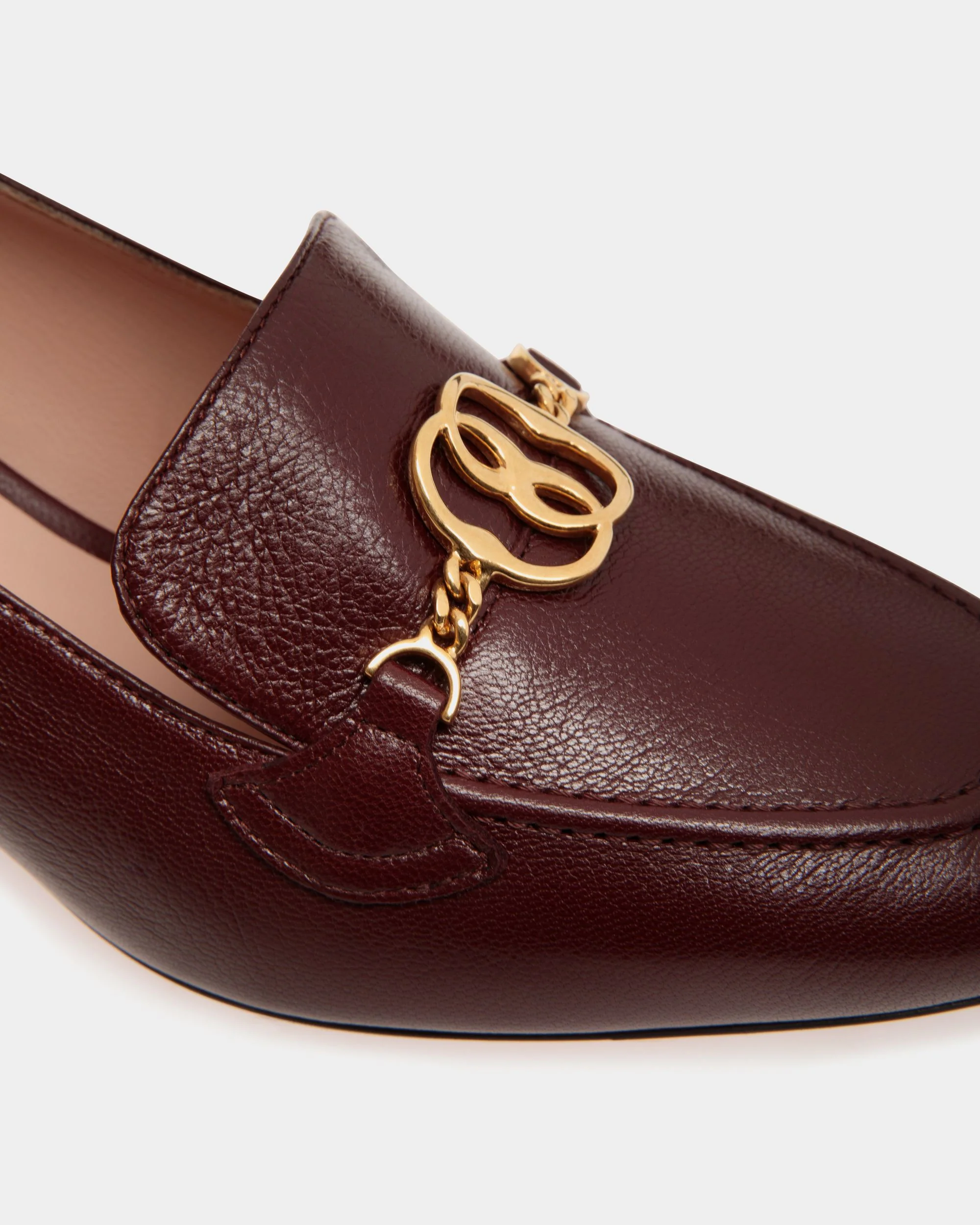 Daily Emblem Pump In Andorra Leather - Image 4
