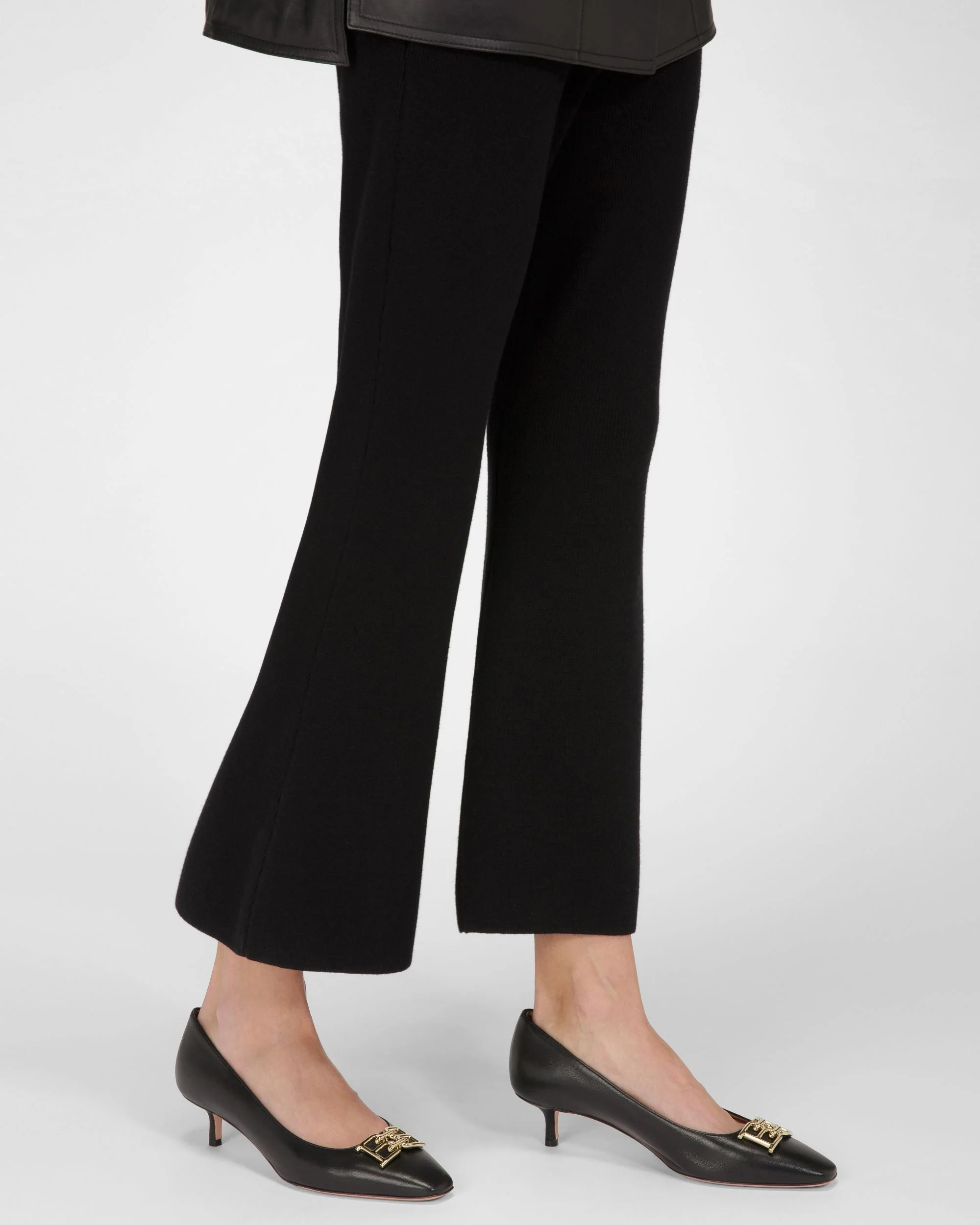 Evanca Leather Pumps In Black - Image 6