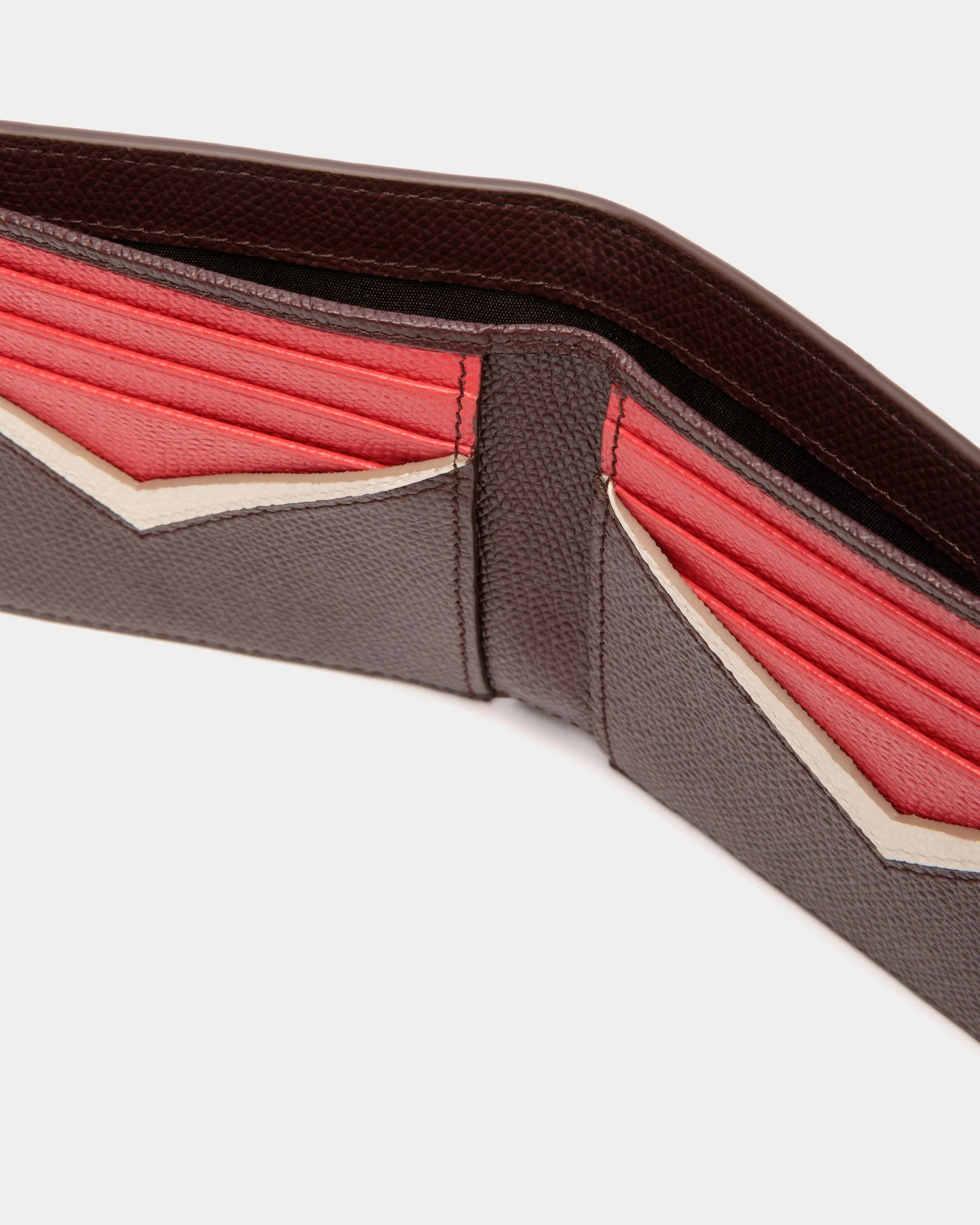 Flag Bifold Wallet In Chestnut Brown Grained Leather - Image 4