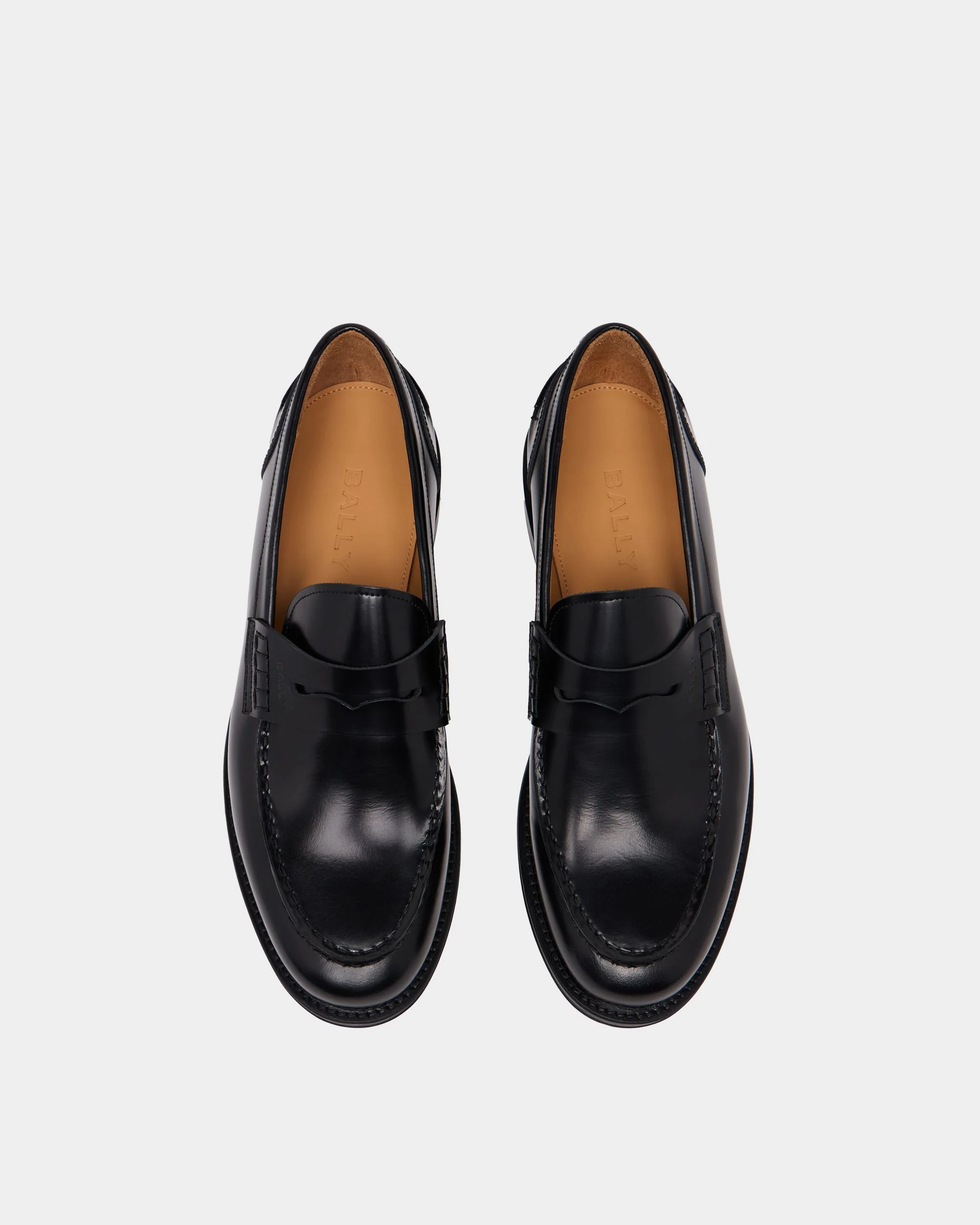 Flair Loafer in Black Brushed Leather - Image 5