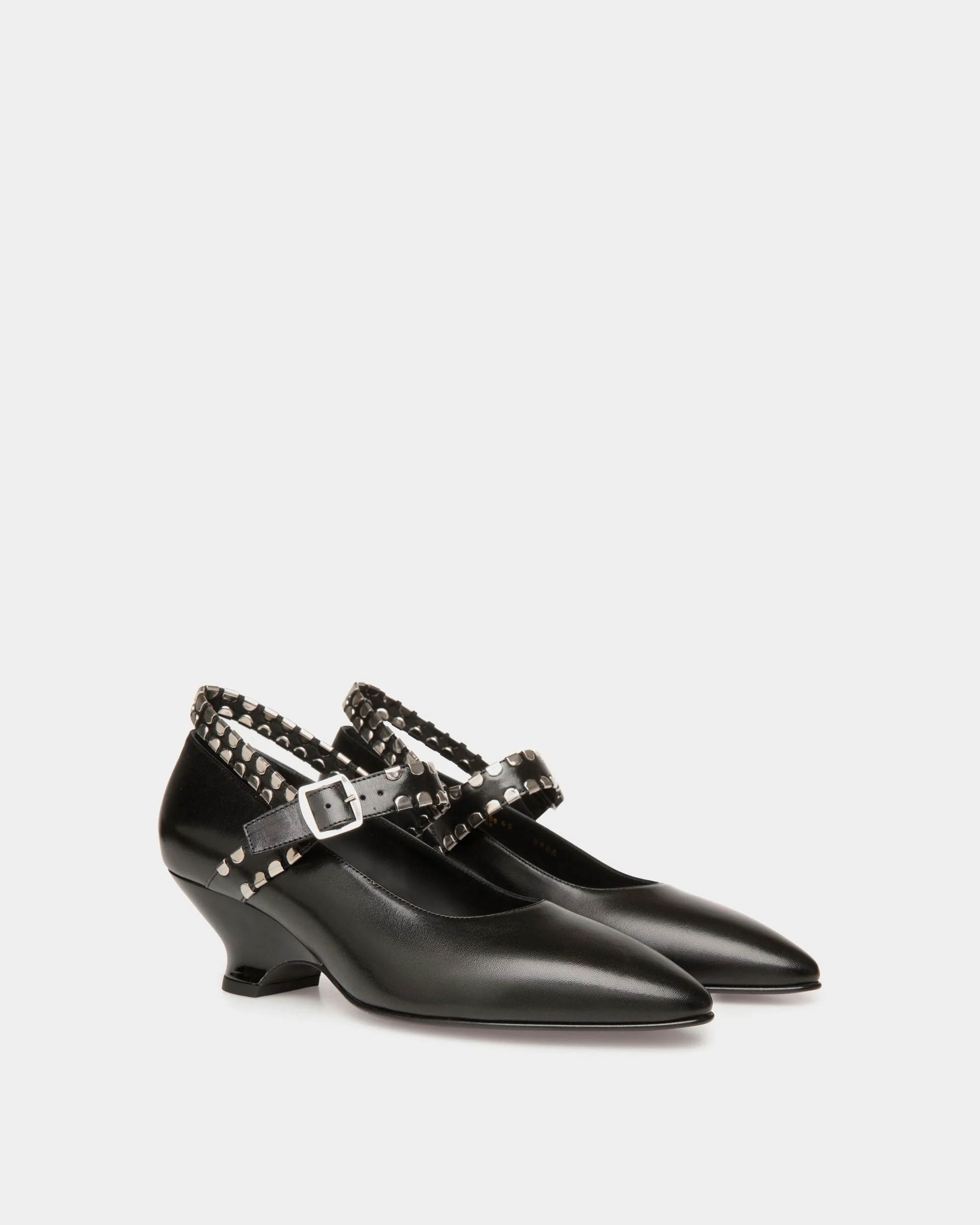 Glendy Pump in Black Leather - Image 2