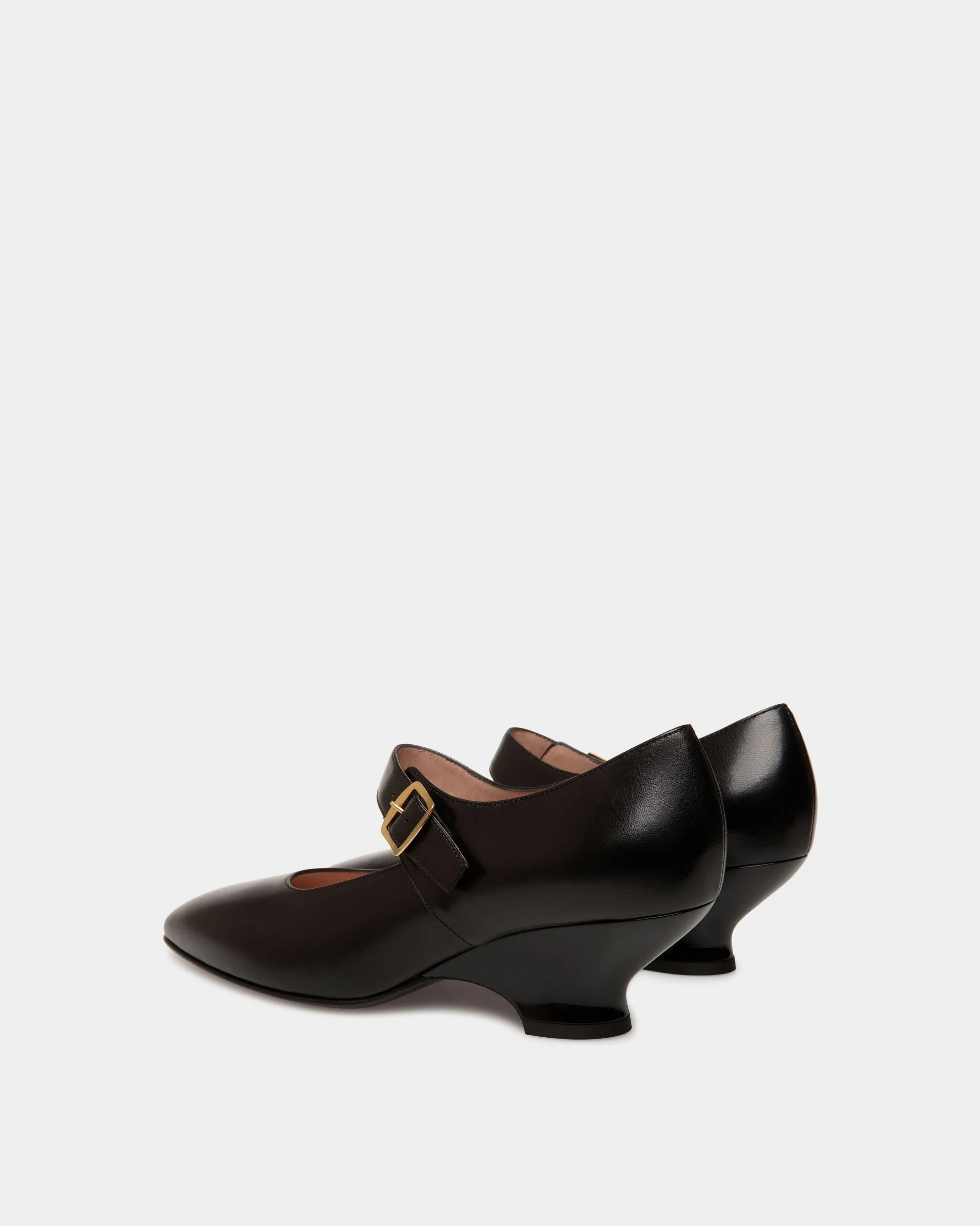 Glendy Pump in Black Leather - Image 3