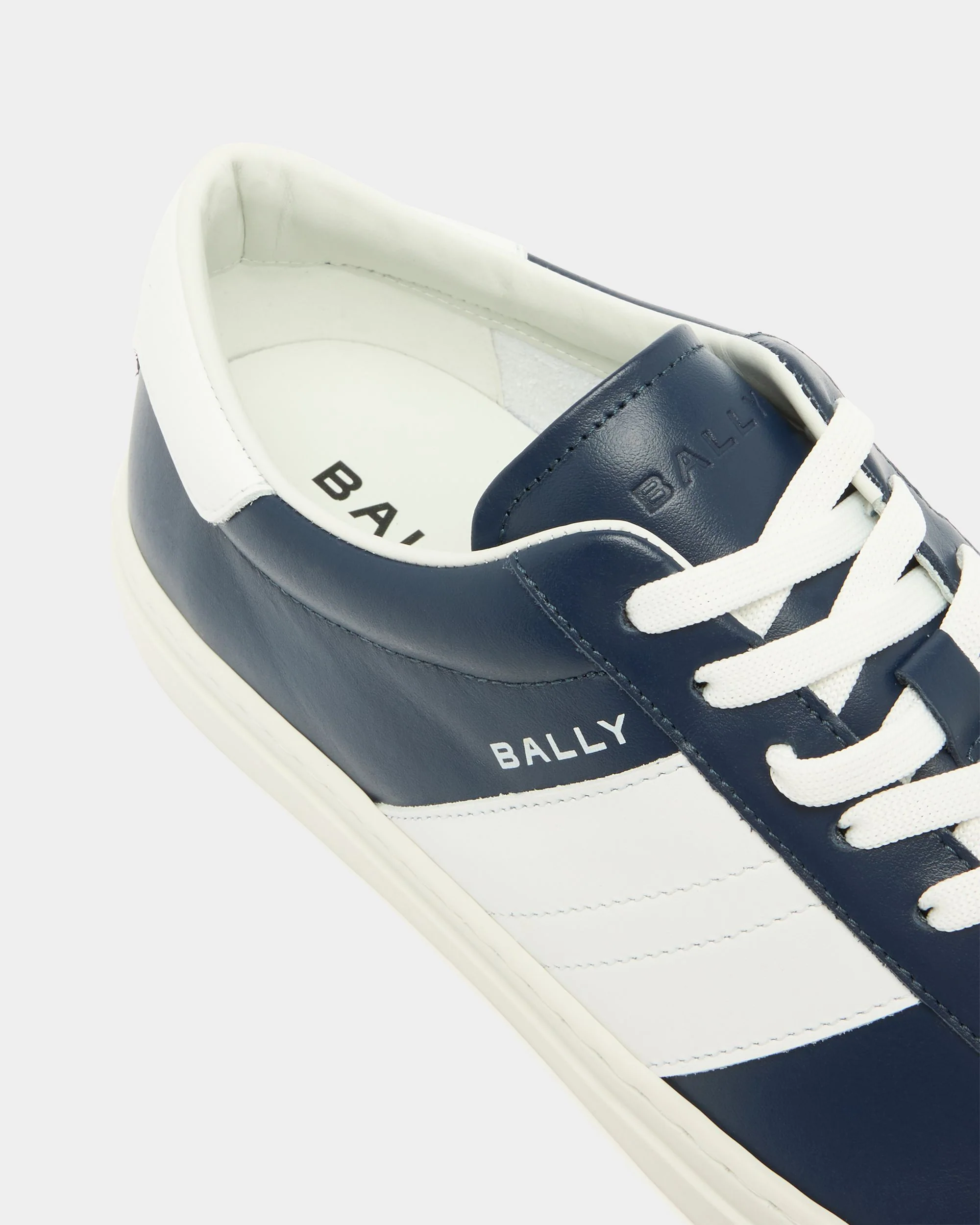 Hedon Sneaker in Blue and White Leather - Image 6