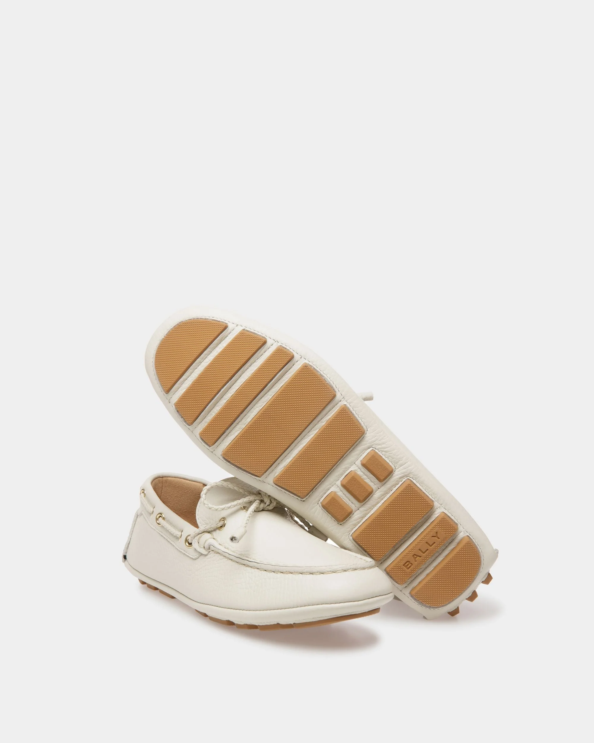 Kerbs Drivers In Dusty White Leather - Image 4