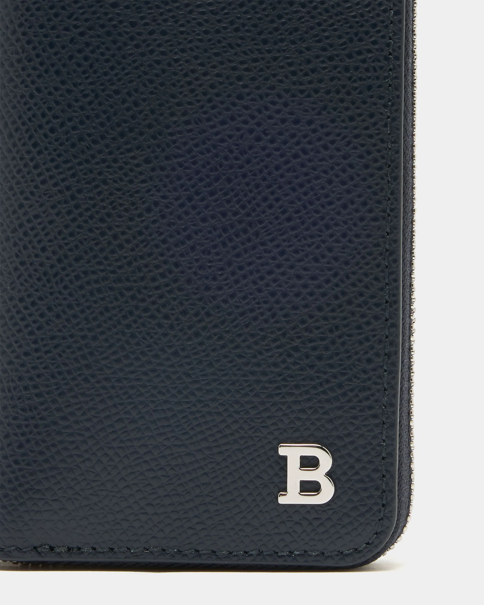 Key Case in Navy Blue Embossed Leather - Image 4