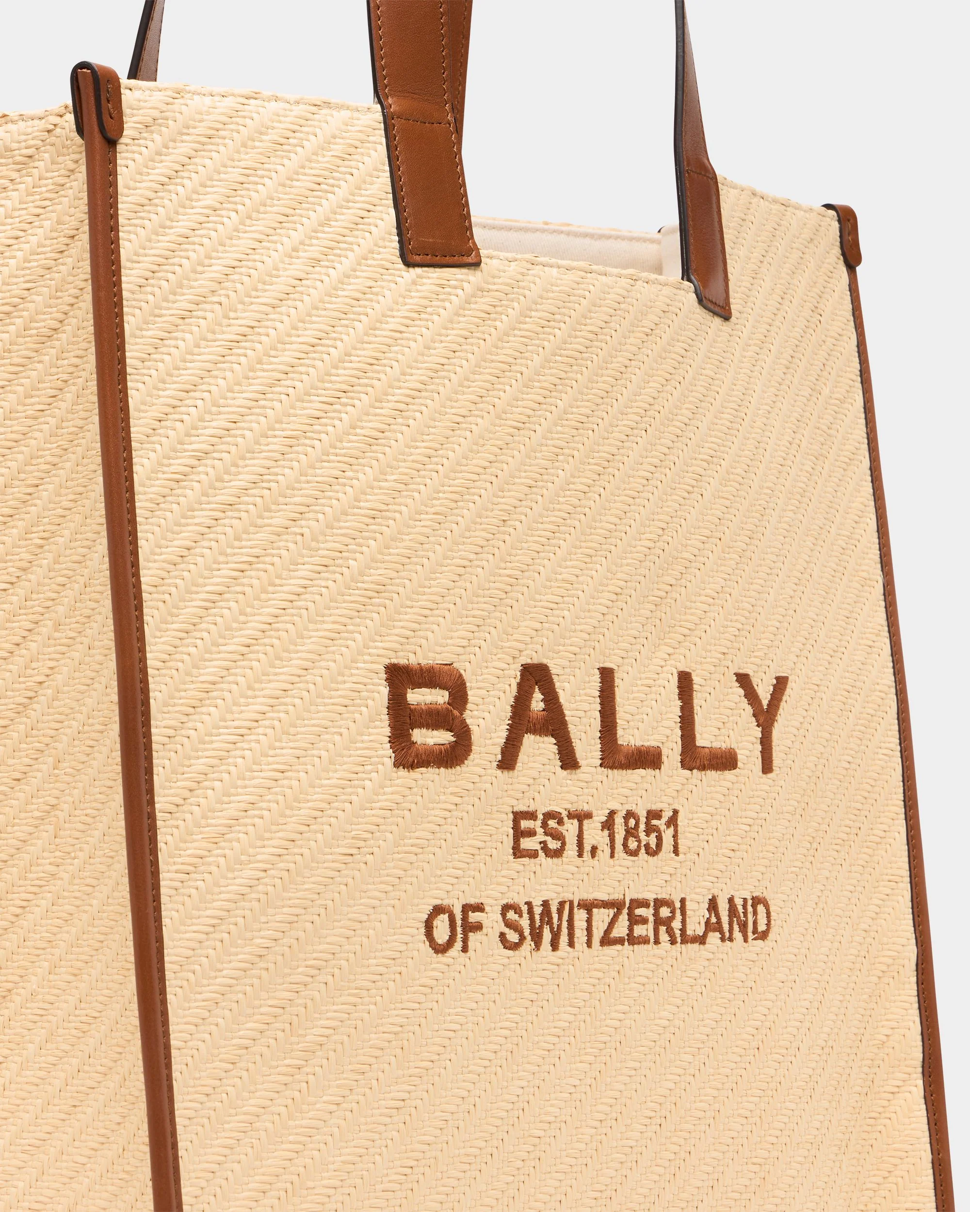 La Plage Tote Bag in Beige Raffia-Effect Fabric - Image 5