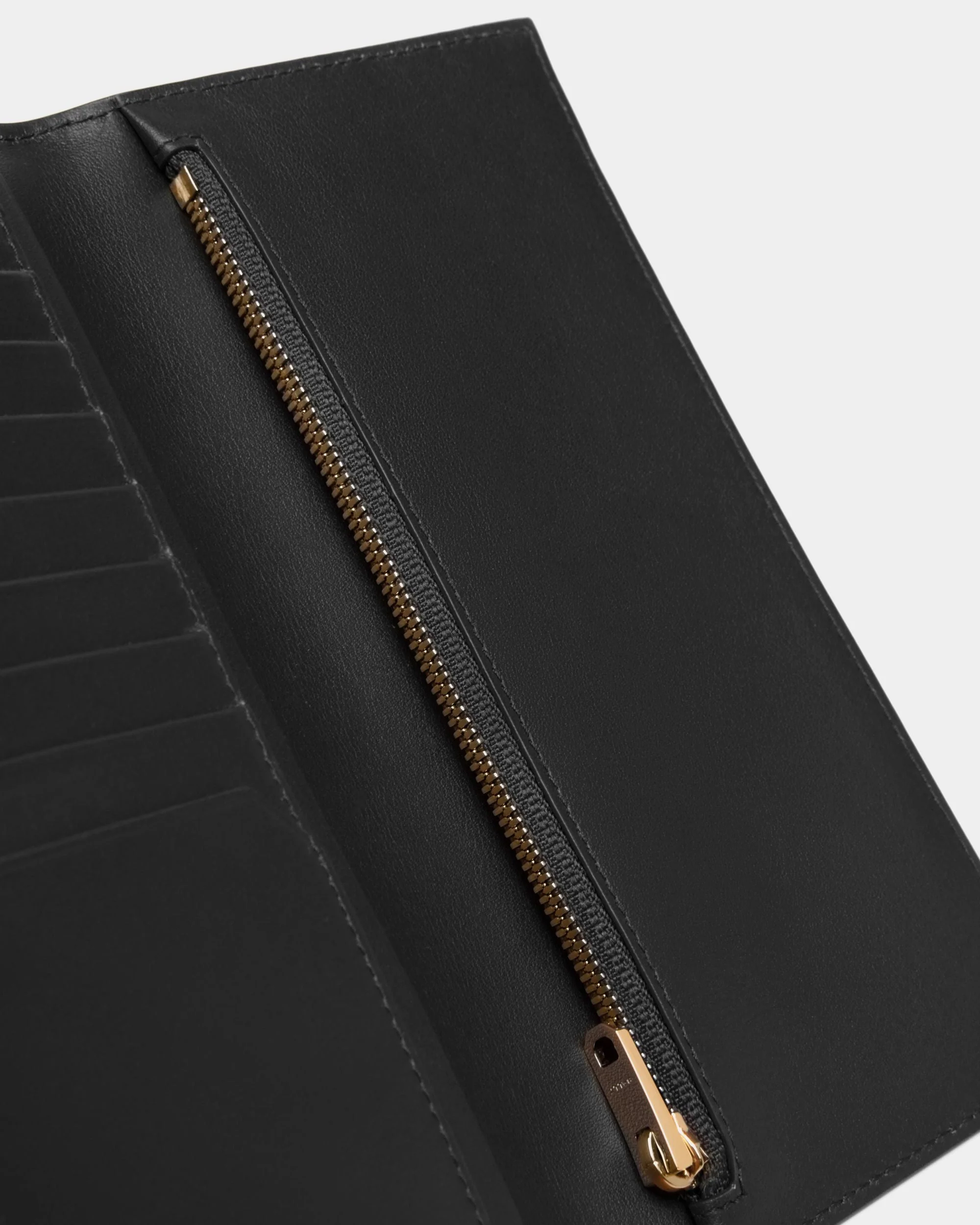 Lock Me Long Wallet In Black Grained Leather - Image 4