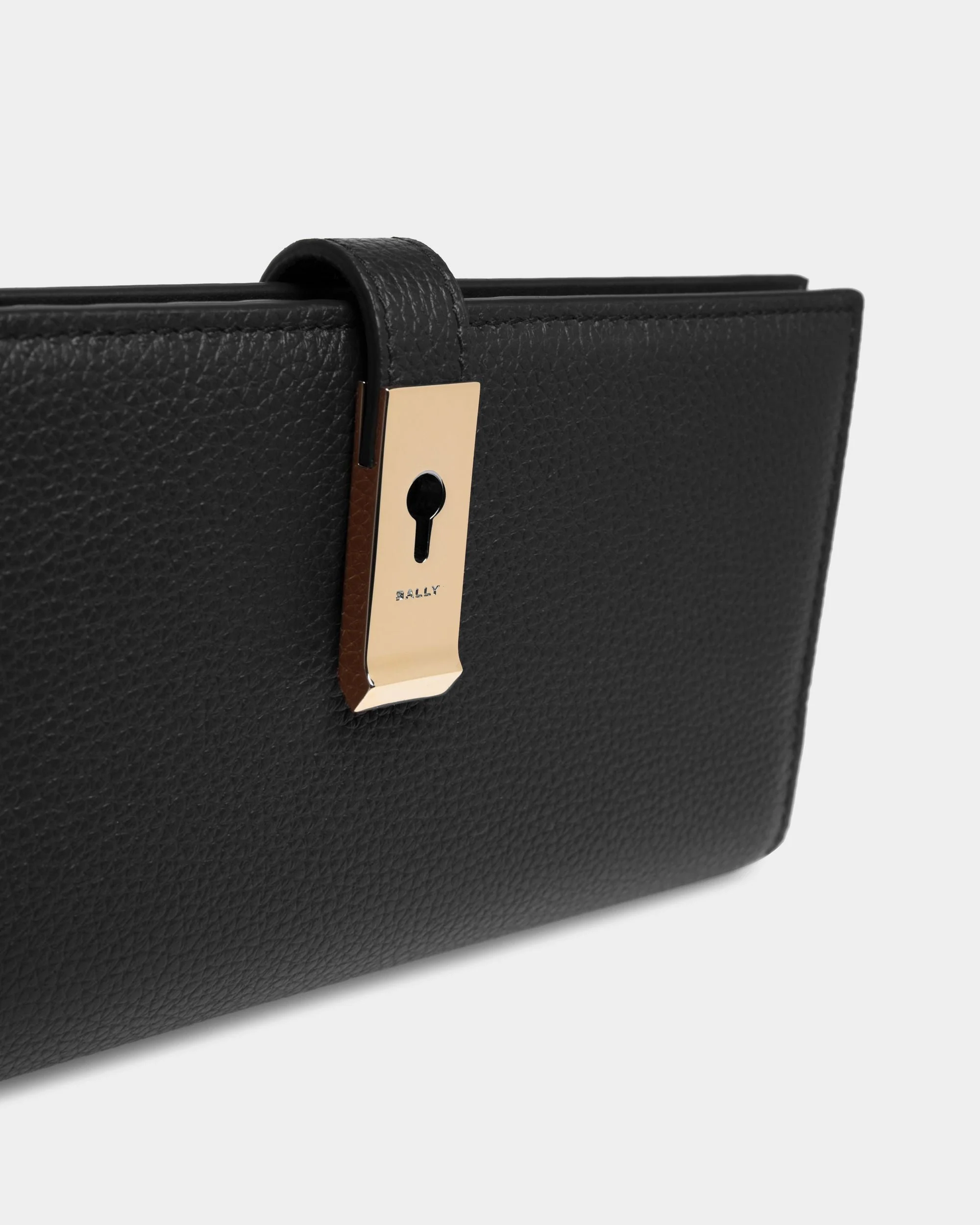 Lock Me Long Wallet In Black Grained Leather - Image 5