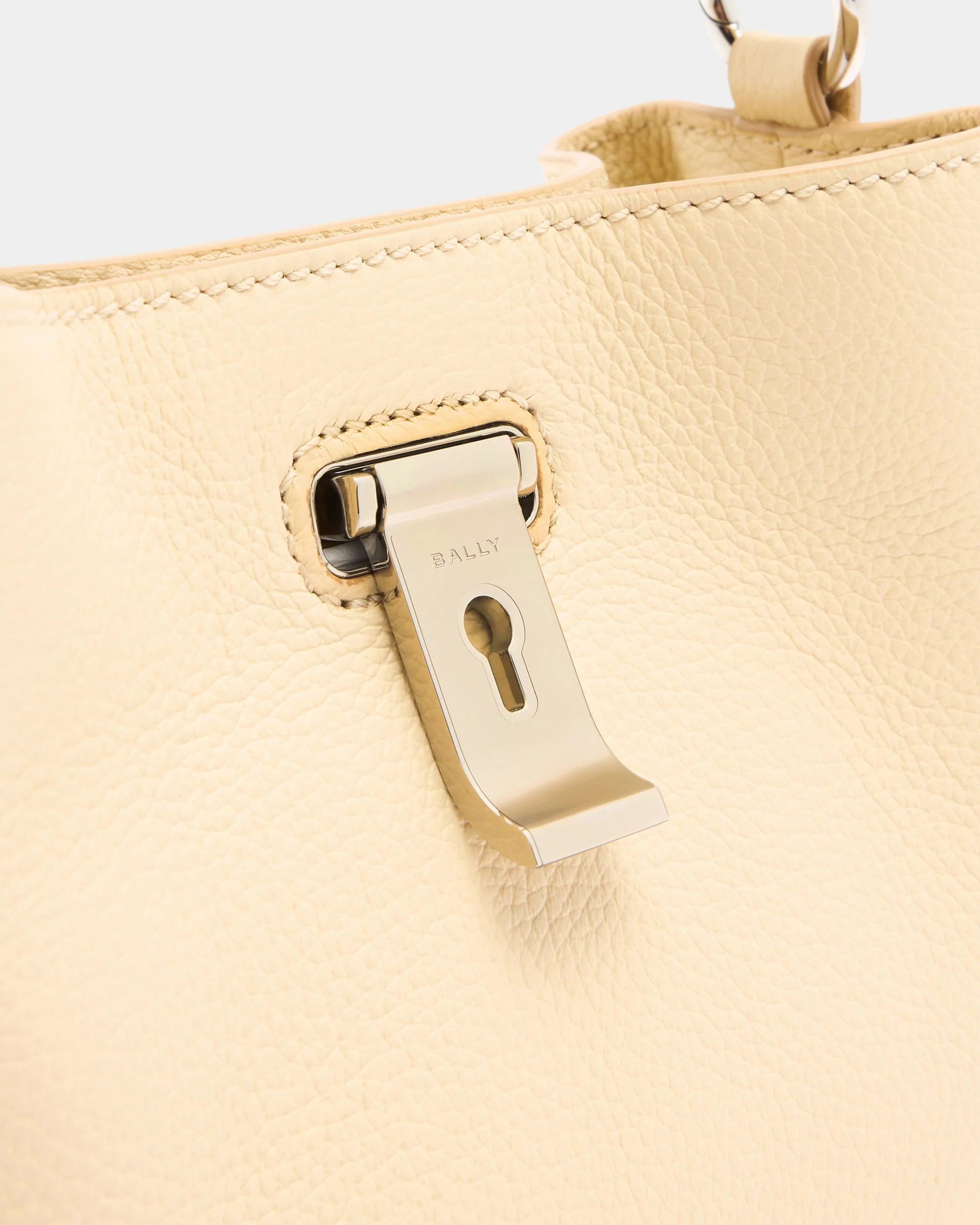 Lock Me Minibag in Ginger Grained Leather - Image 6
