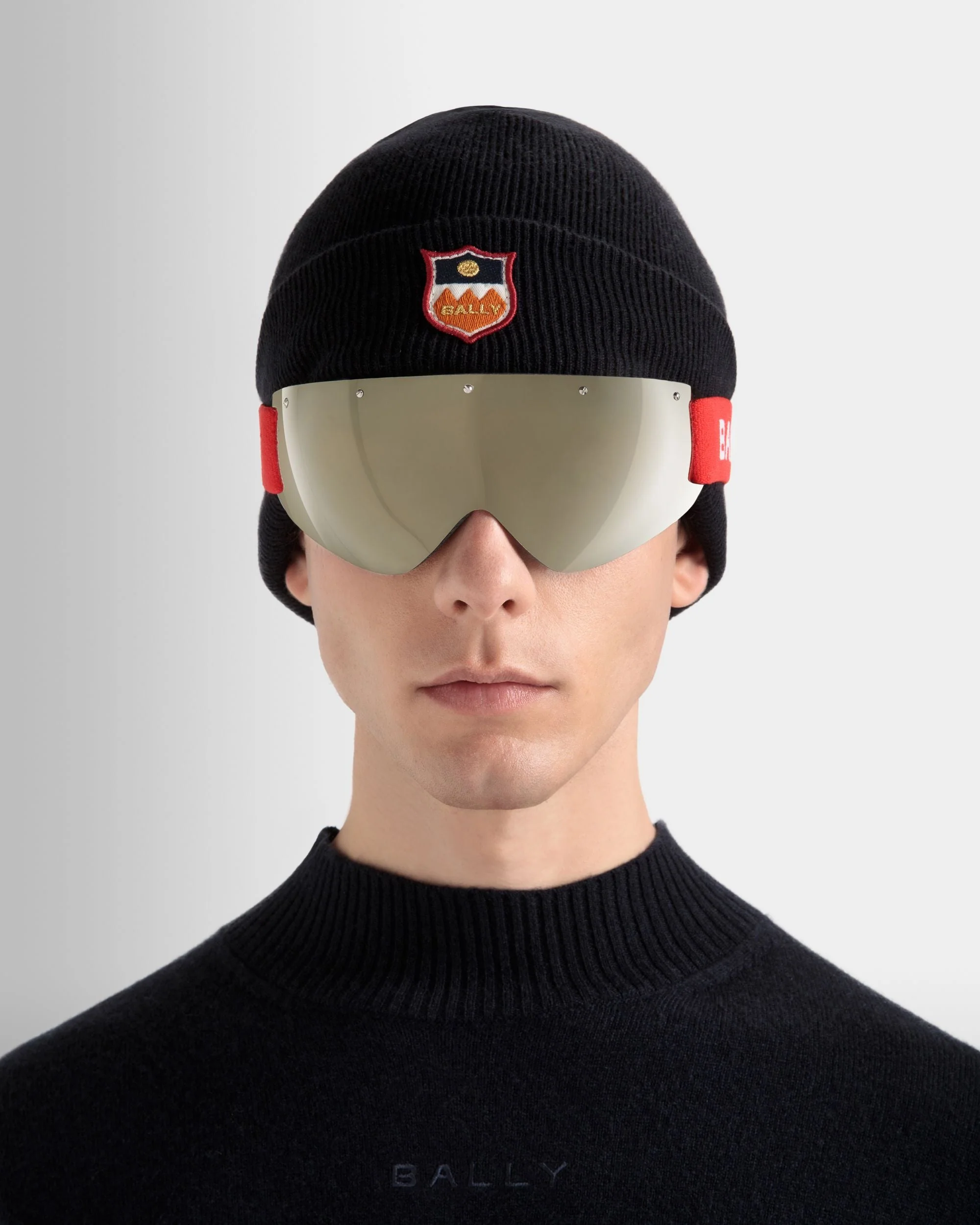 Mountain Snow Goggles In Mirrored Yellow - Image 2