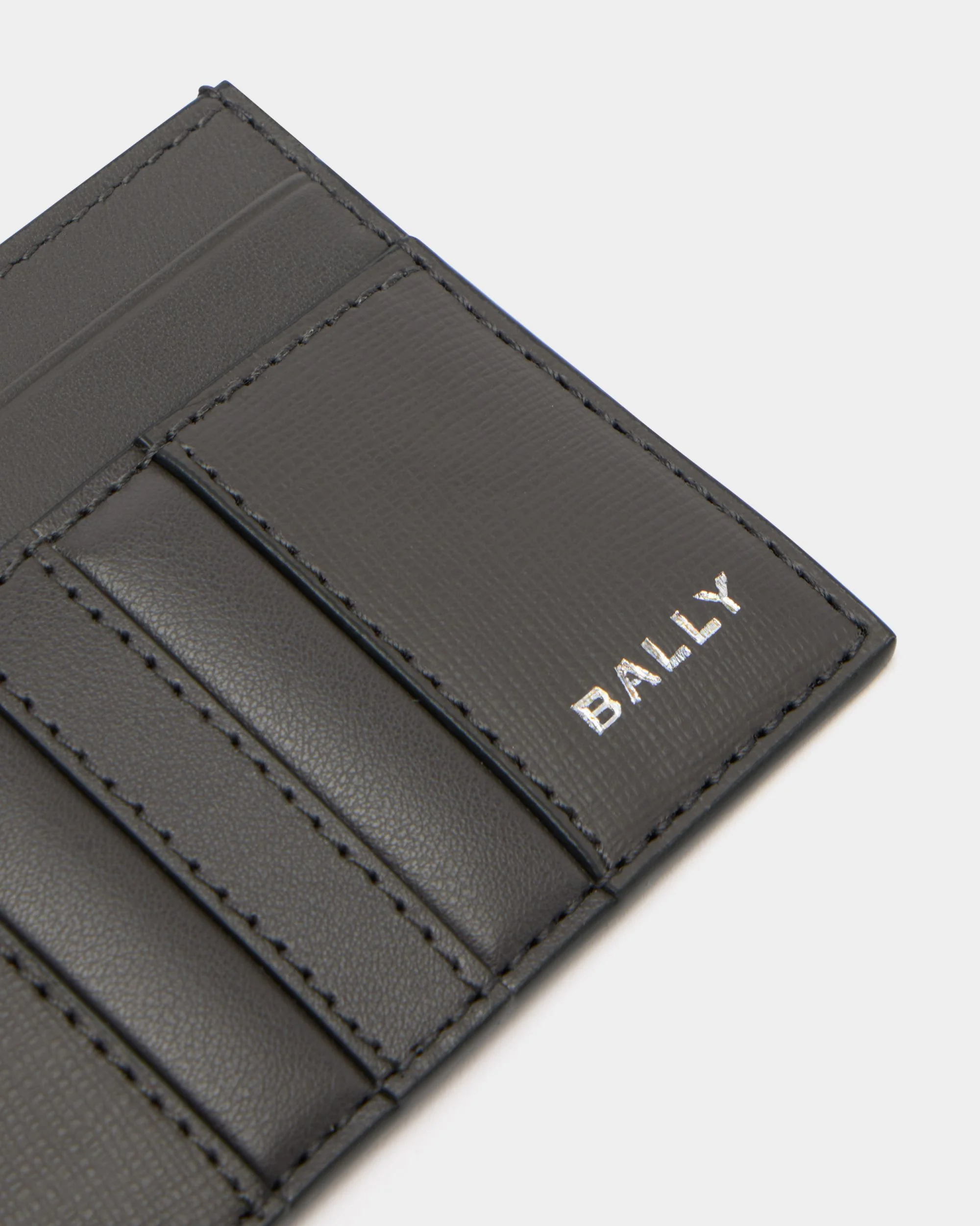 Mythos Card Holder in Grey Recycled Leather - Image 4