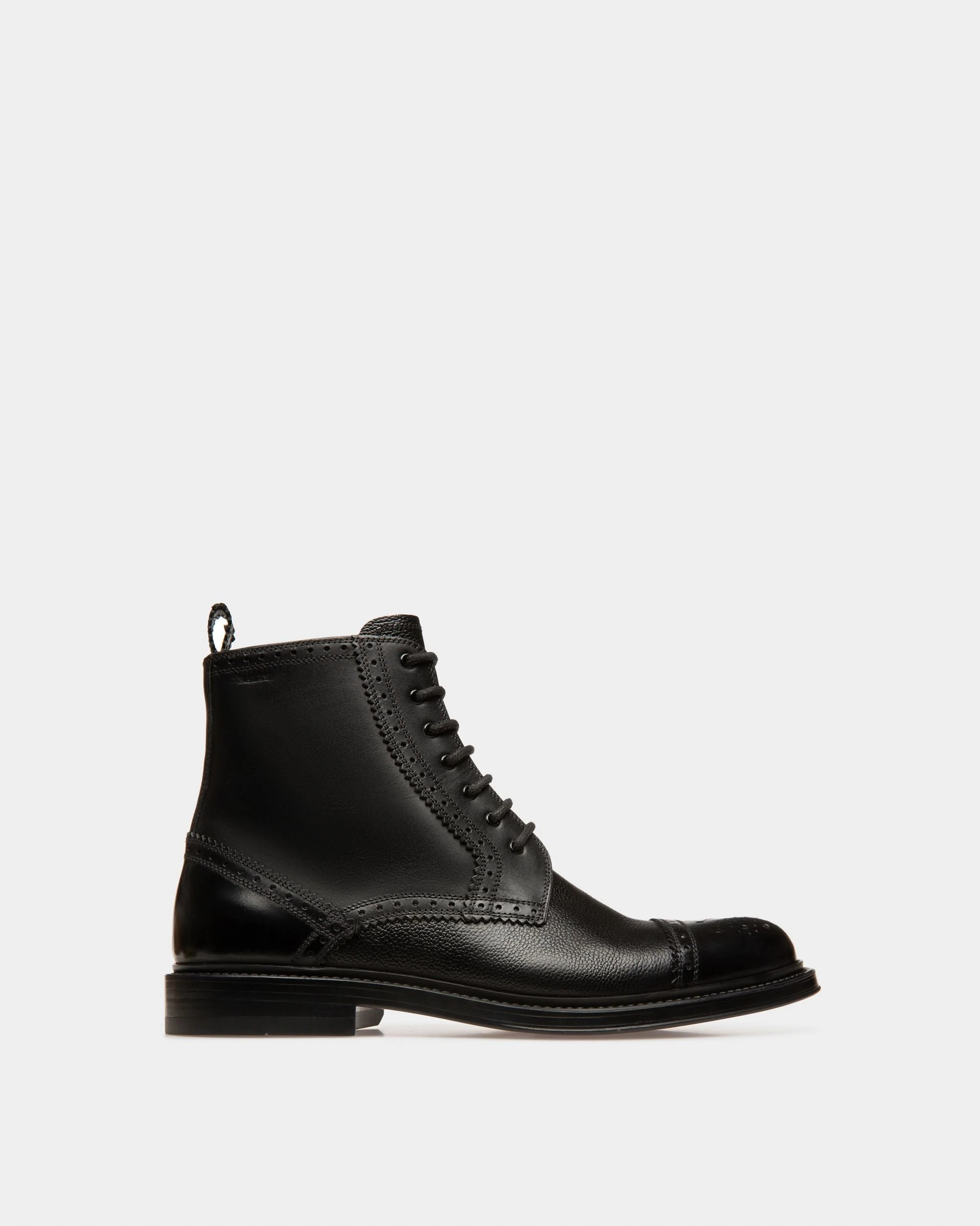 Nicoldon Leather Boots In Black