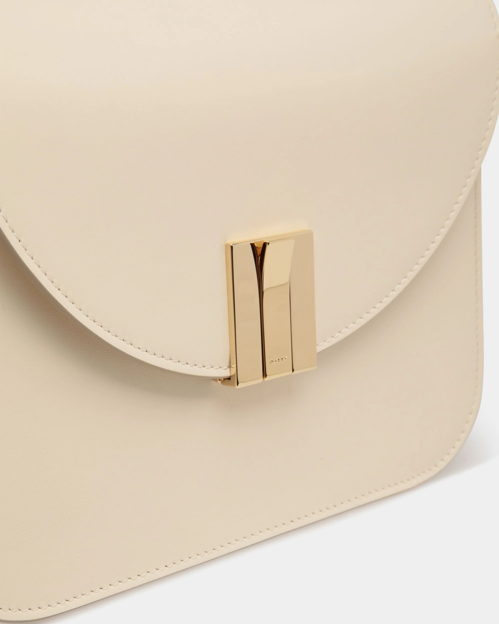 Ollam Crossbody Bag In White Leather - Image 5