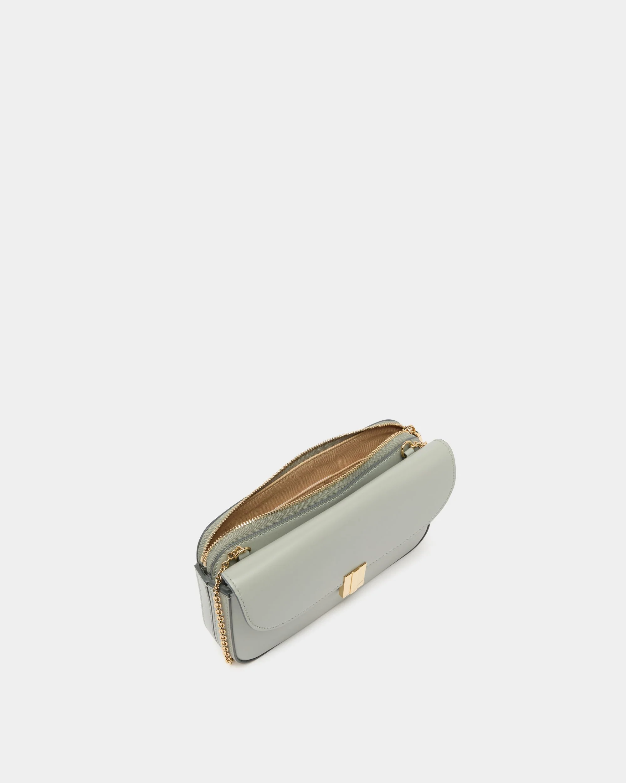 Ollam Phone Wallet in Glacier Grey Leather - Image 5