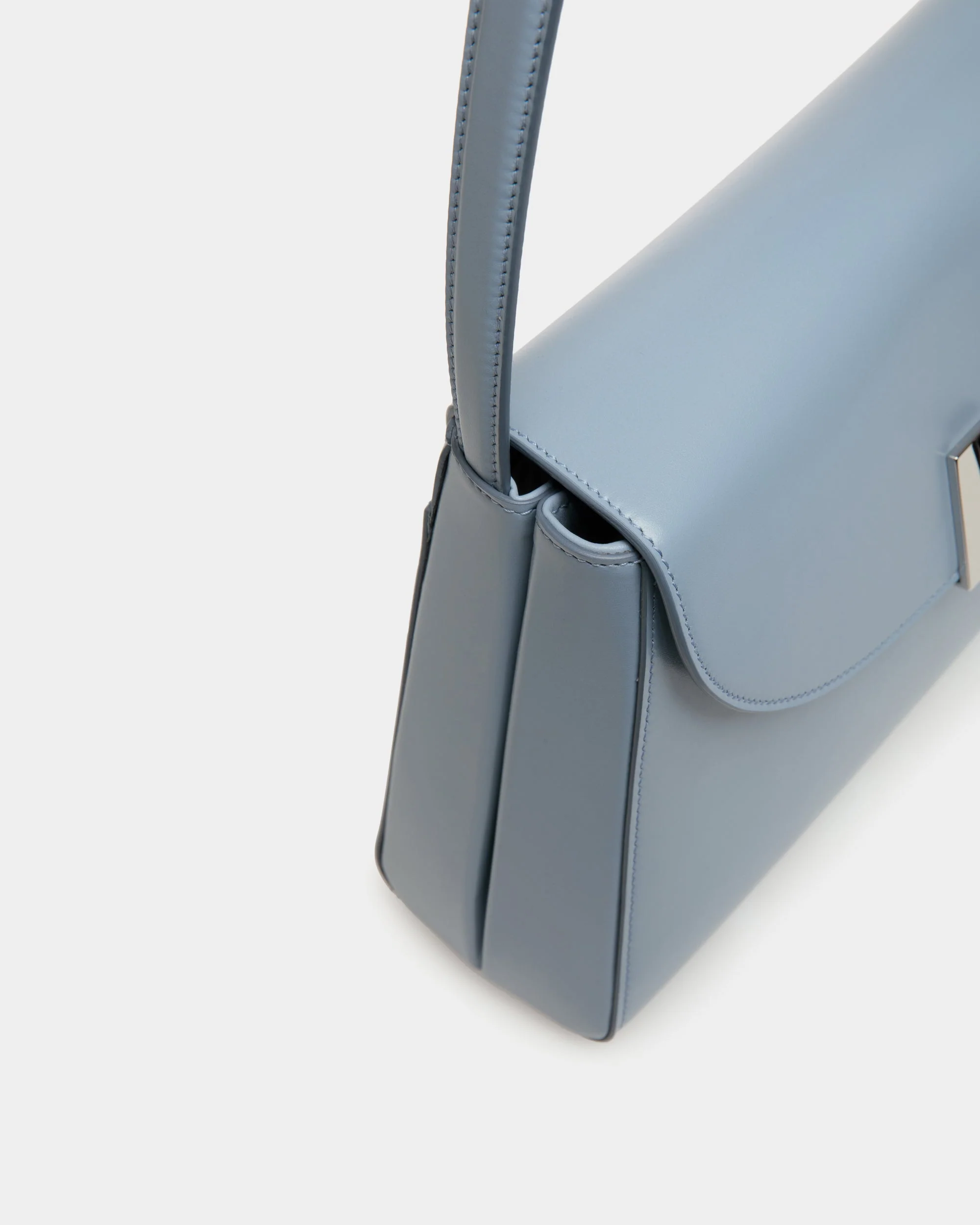 Ollam Shoulder Bag in Light Blue Leather - Image 6