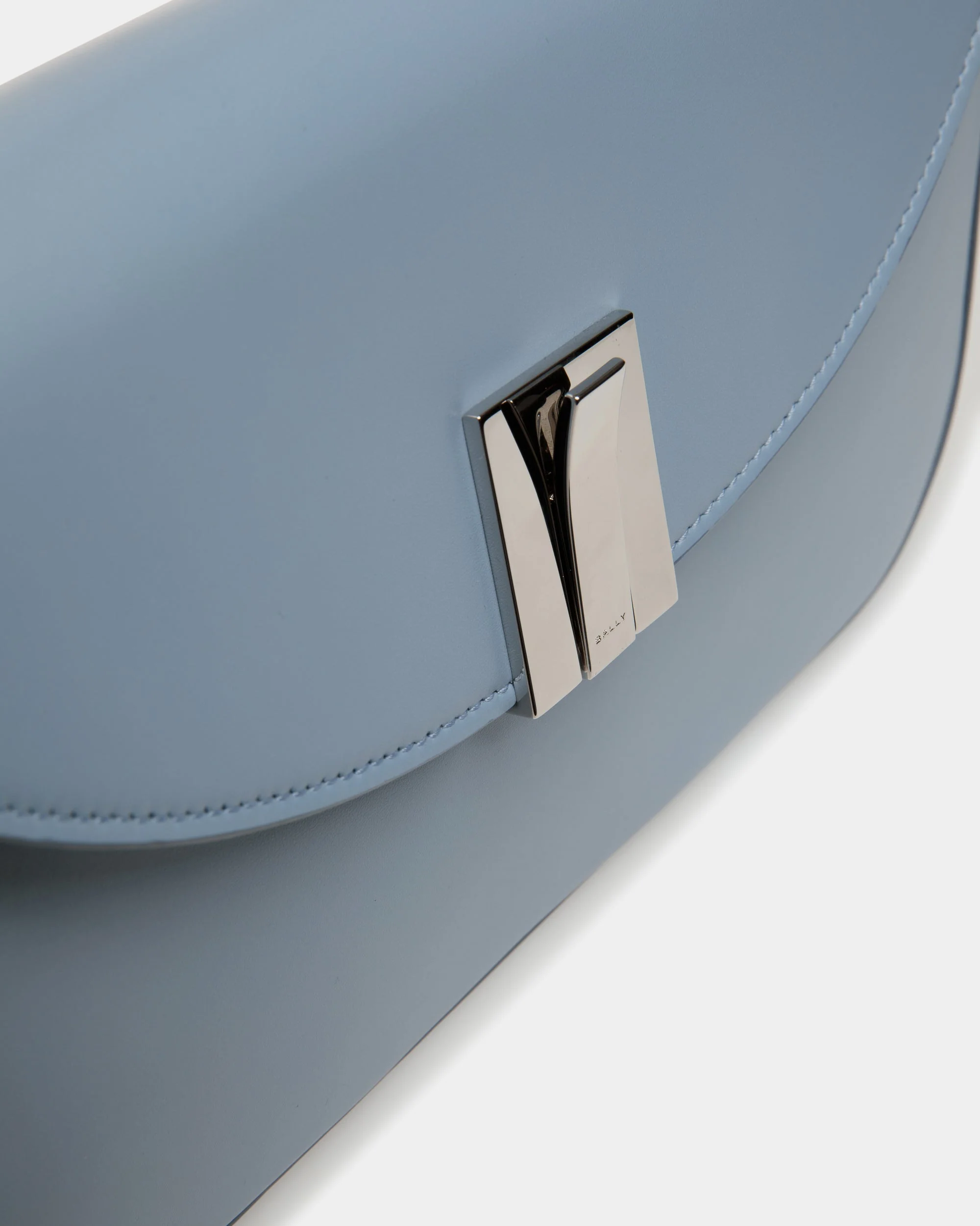 Ollam Small Shoulder Bag in Light Blue Leather - Image 5